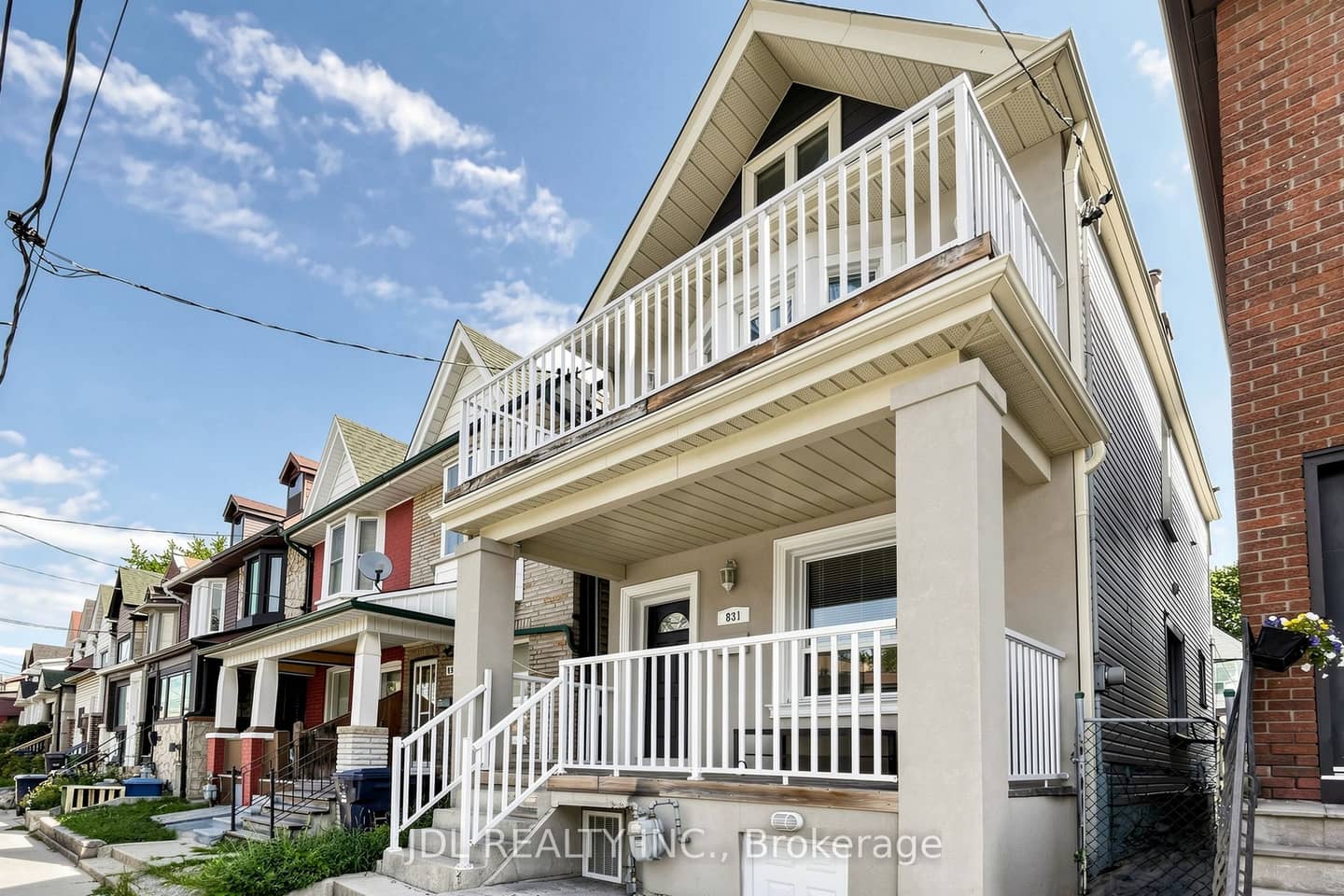 831 Pape Avenue, Toronto, ON M4K 3T4