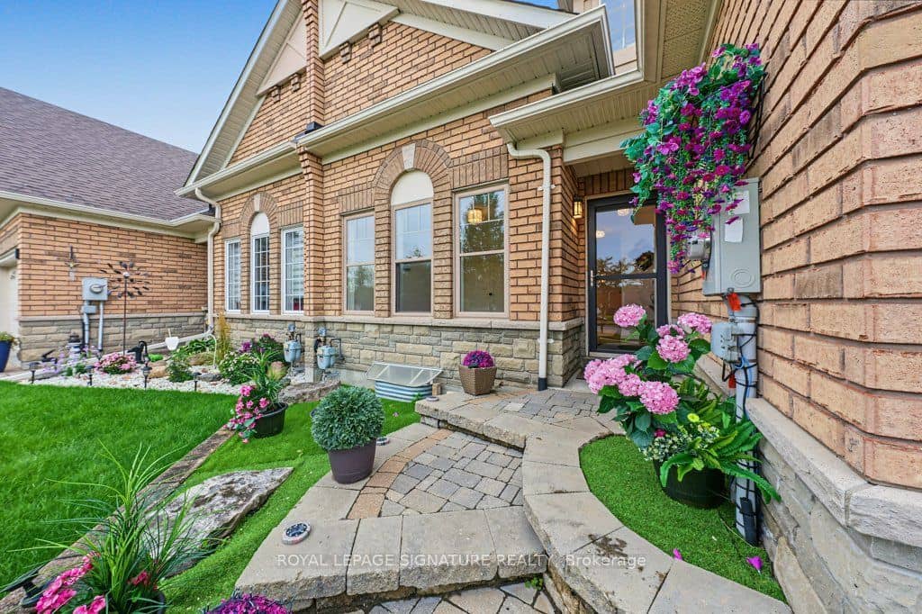 4 Norm Goodspeed Drive, Uxbridge, ON L9P 0A4