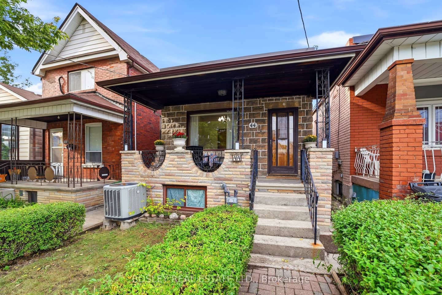 44 Conway Avenue, Toronto, ON M6E 1H2