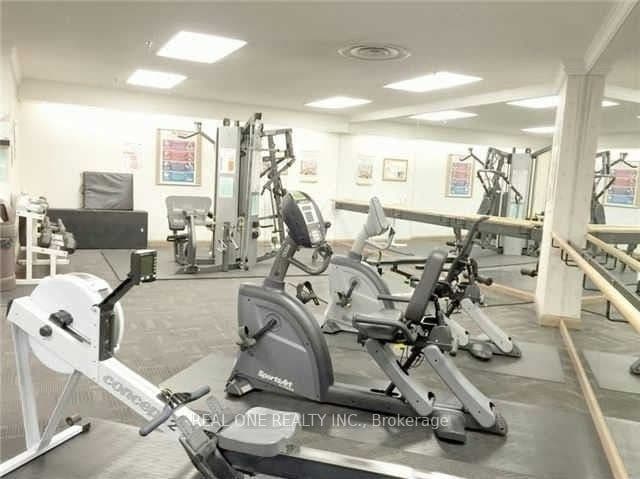 75 Bamburgh Circle 428, Toronto, ON M1W 3W1