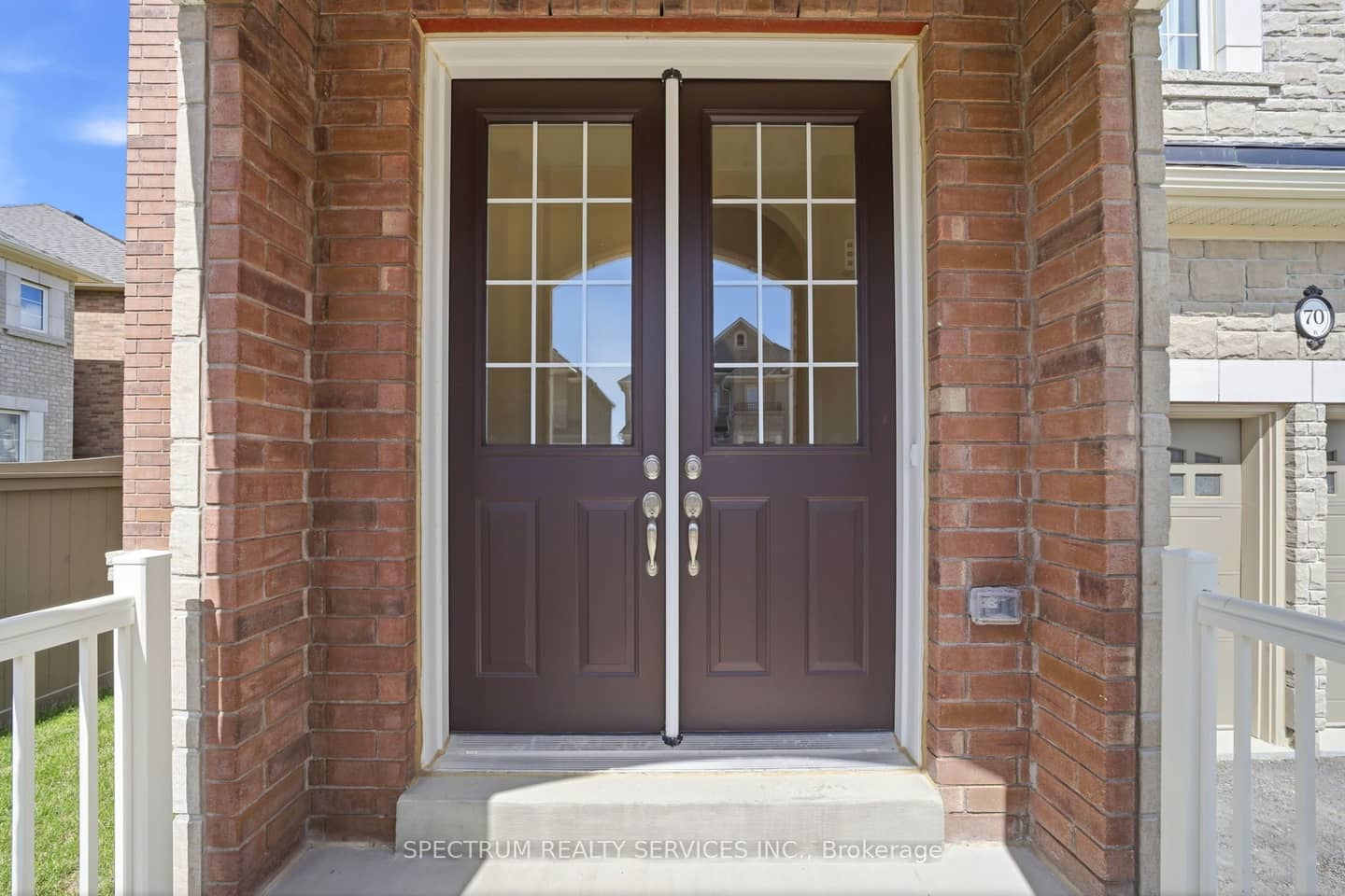 70 Stratford Drive, Caledon, ON L7C 4C4