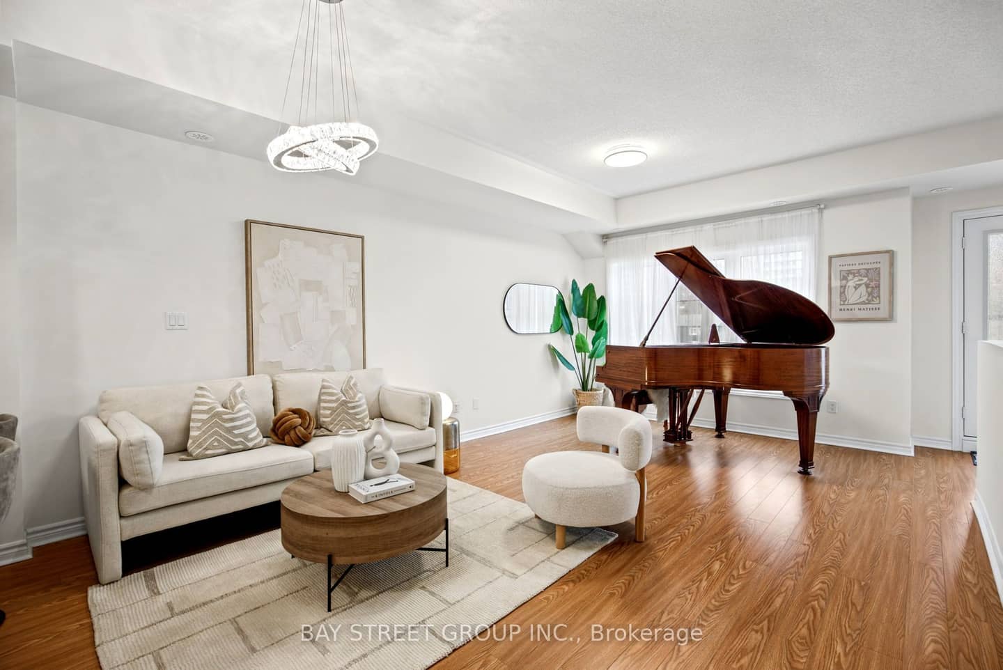 1 Eaton Park Lane E 23, Toronto, ON M1W 0A5