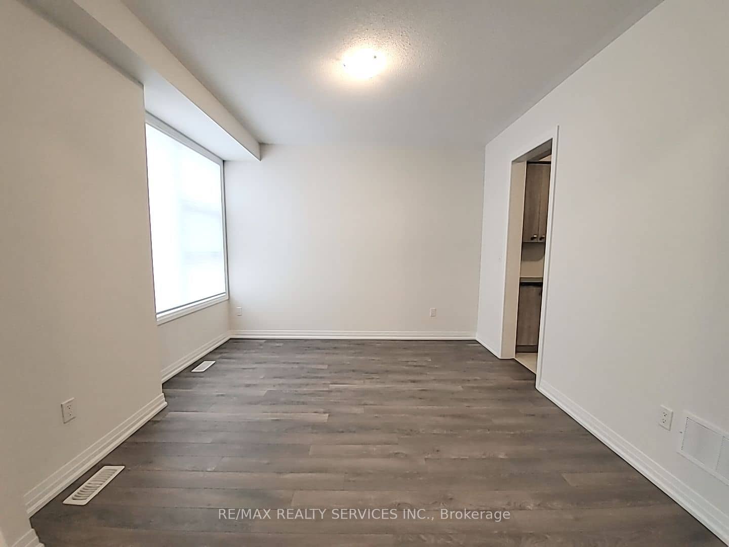225 Coronation Road, Whitby, ON L1P 0H6