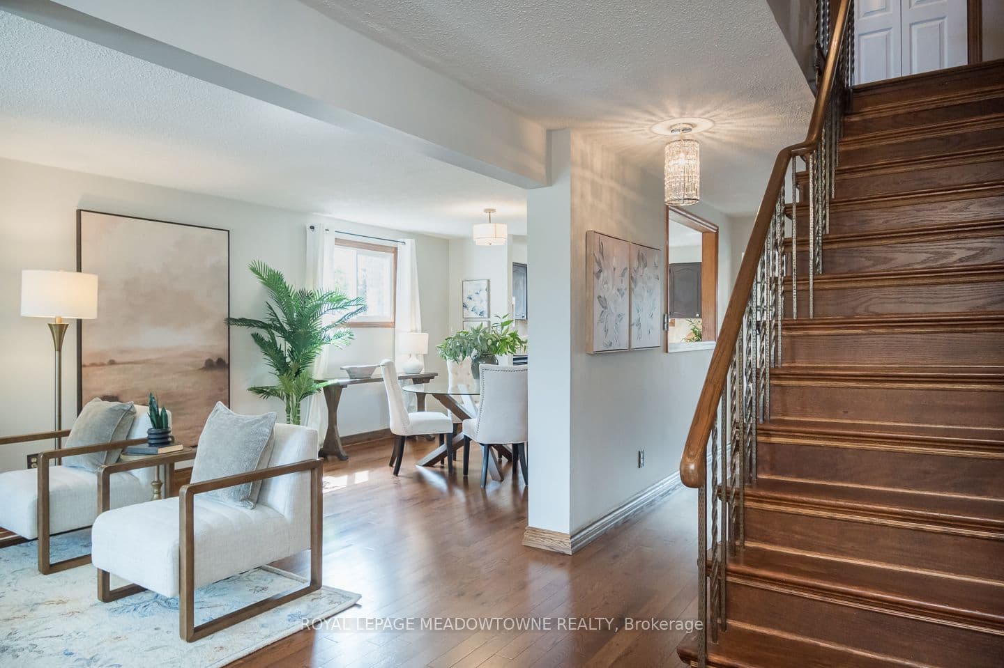 584 Hayward Crescent, Milton, ON L9T 4W7
