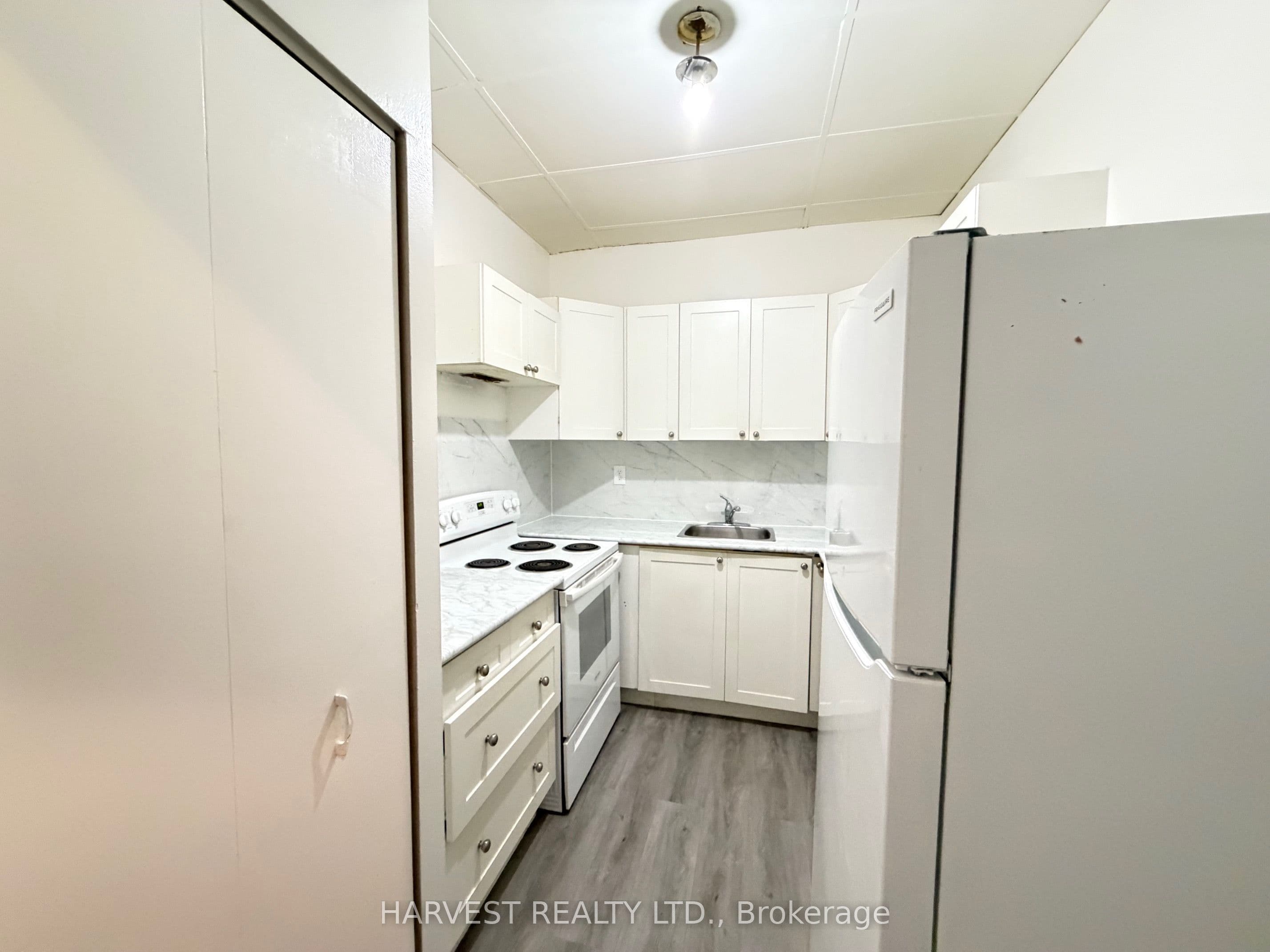 100 Main Street N 2nd Level Unit 2, Markham, ON L3P 1X8