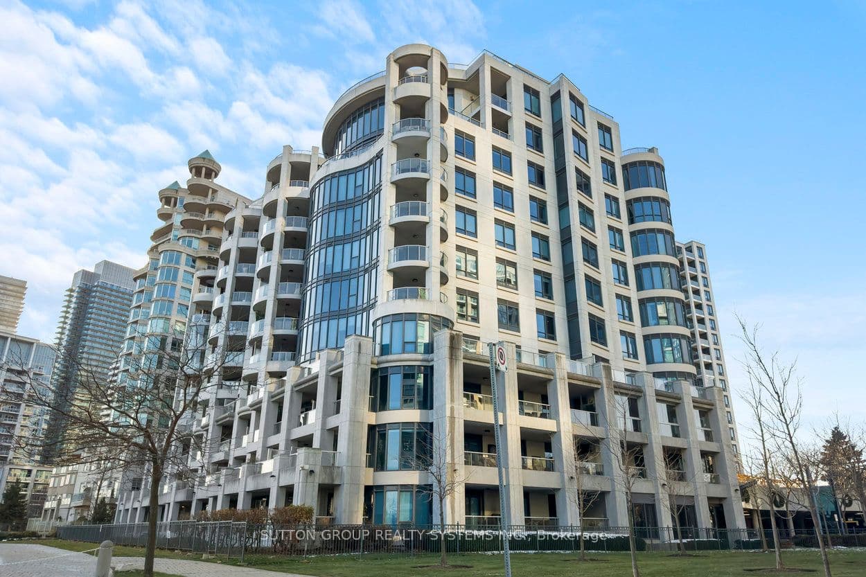 2095 Lake Shore Boulevard W 102, Toronto, ON M8V 4G4