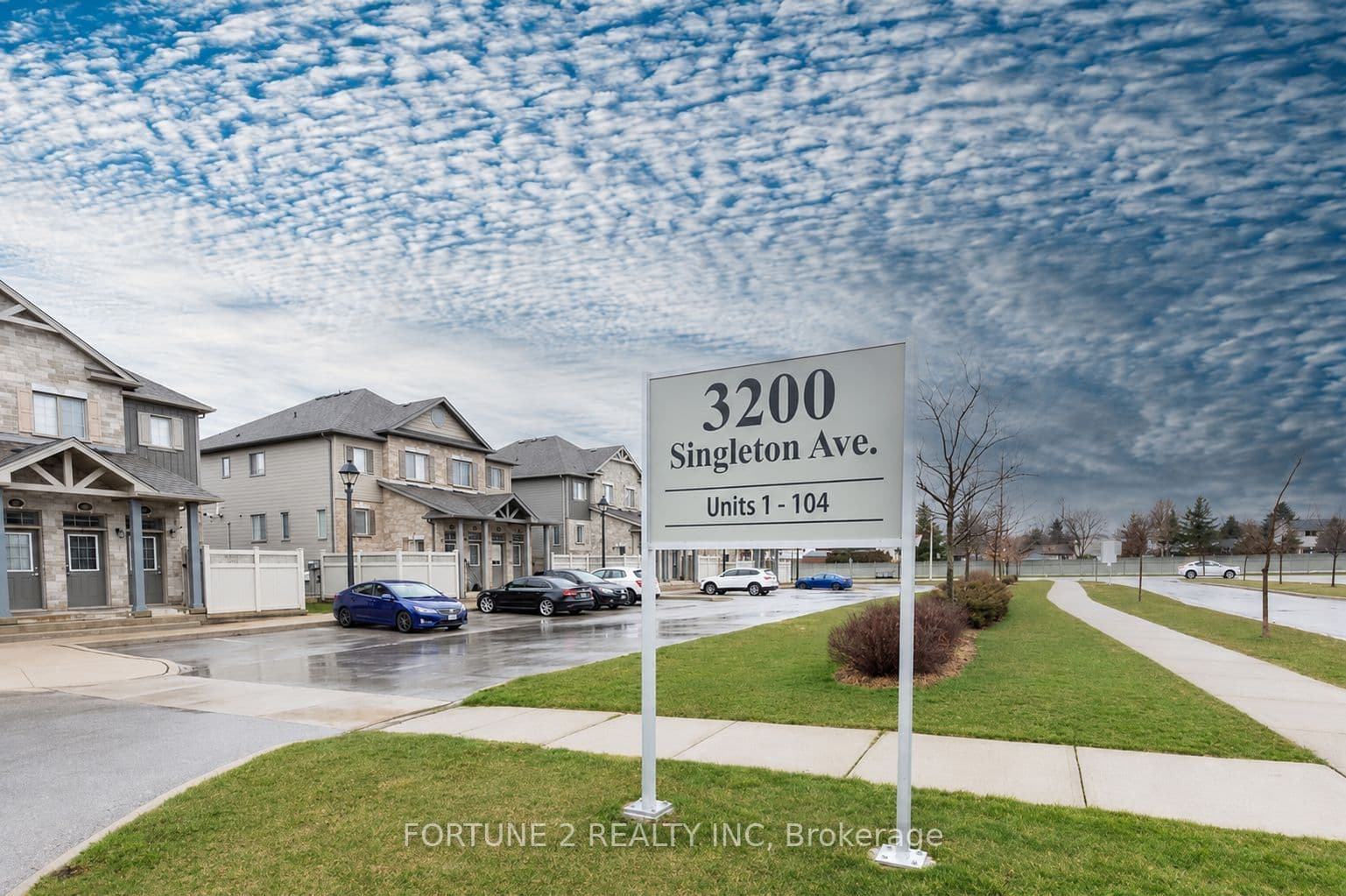 3200 Singleton Avenue 15, London South, ON N6L 0C7
