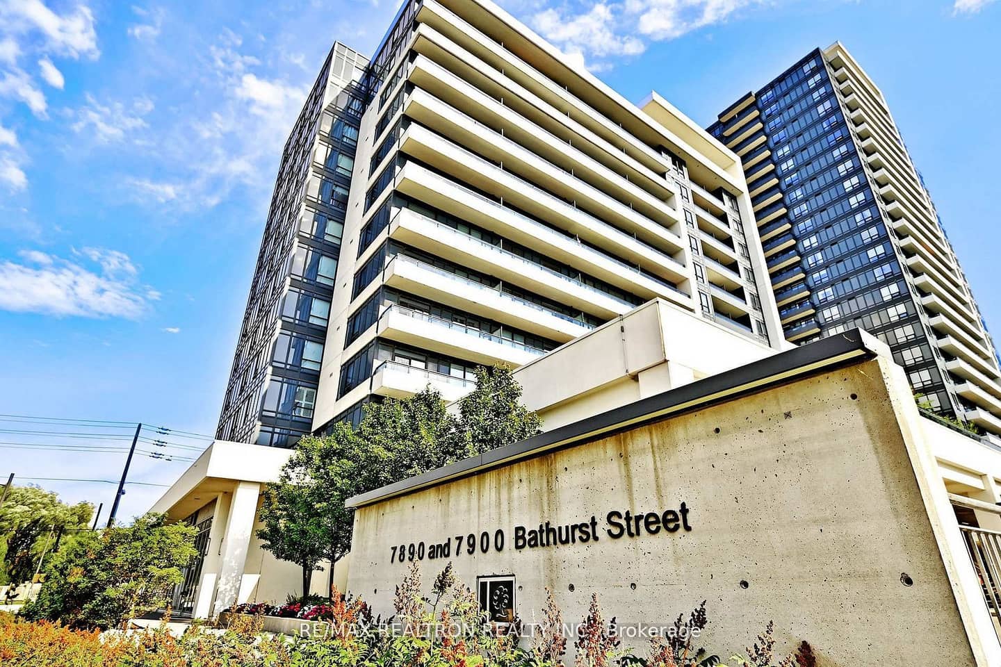7900 Bathurst Street 1122, Vaughan, ON L4J 0J8