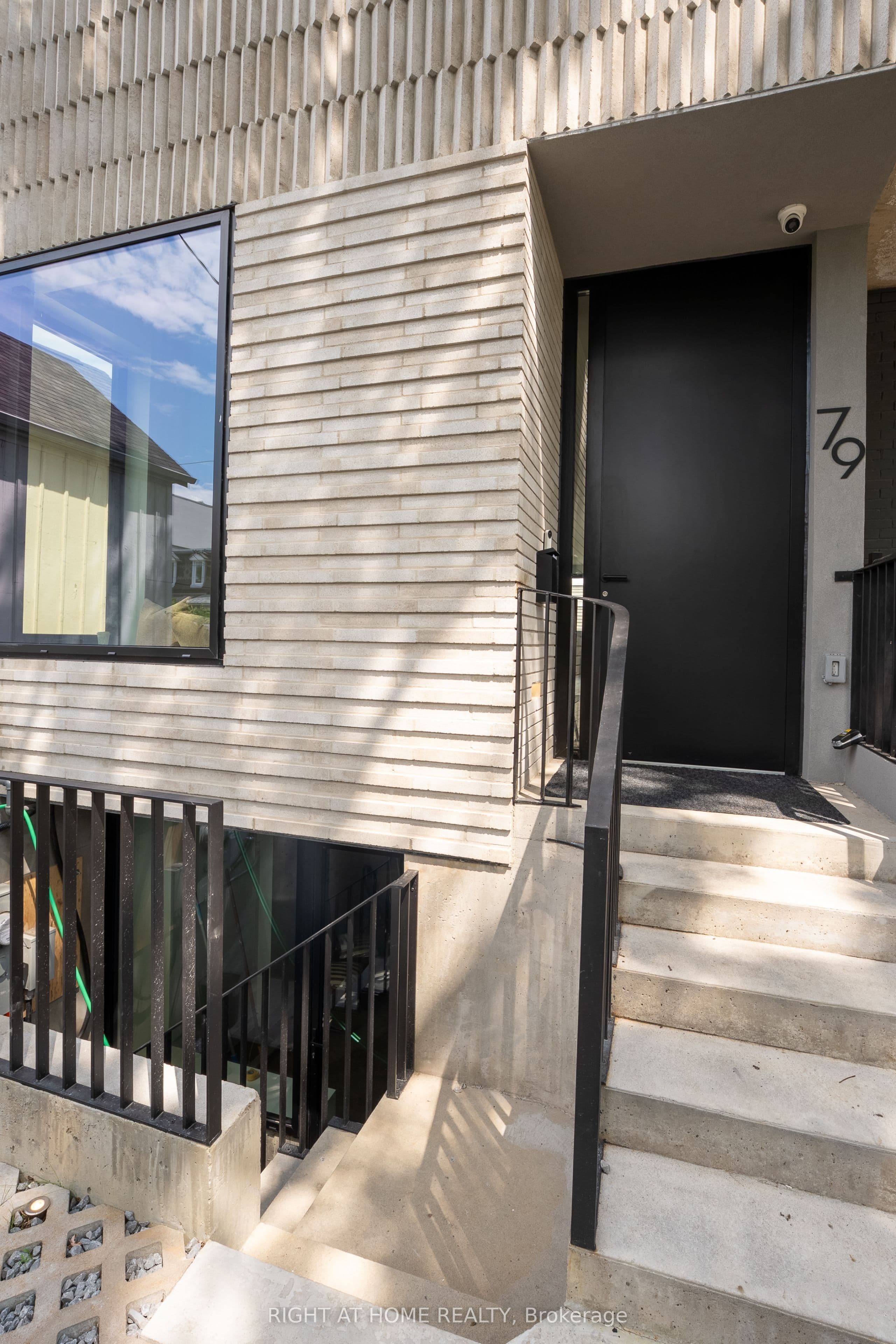 79 Northcote Avenue, Toronto, ON M6J 3K2