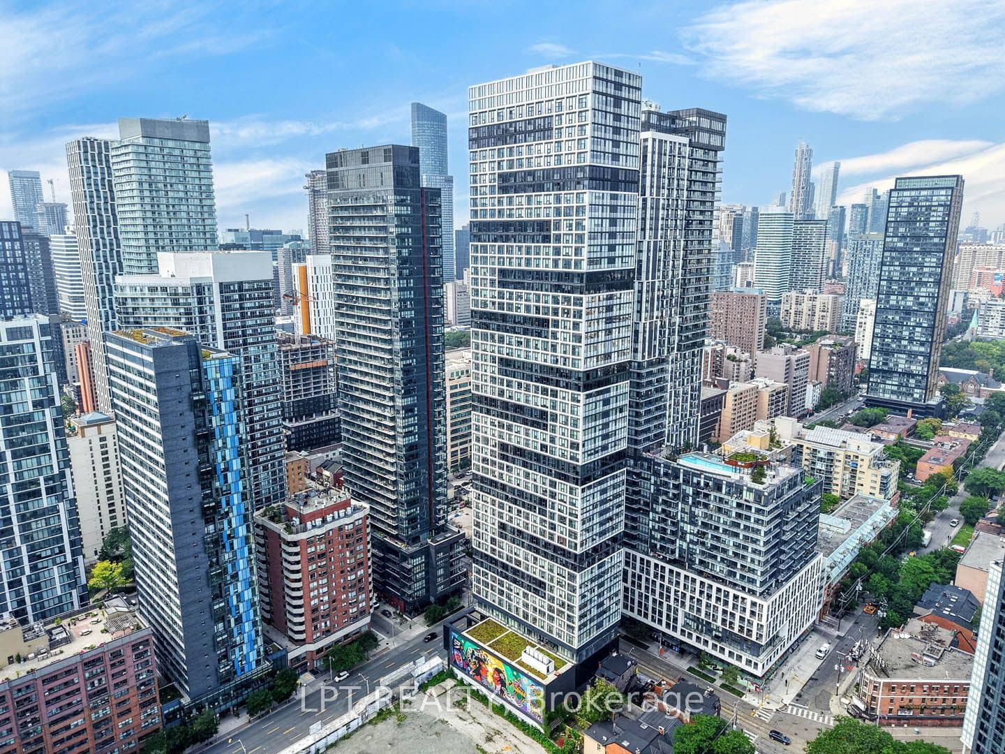 181 Dundas Street E 807, Toronto, ON M5A 0N5