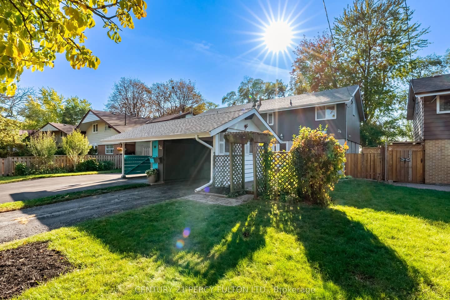 24 Dogwood Crescent, Toronto, ON M1P 3N6