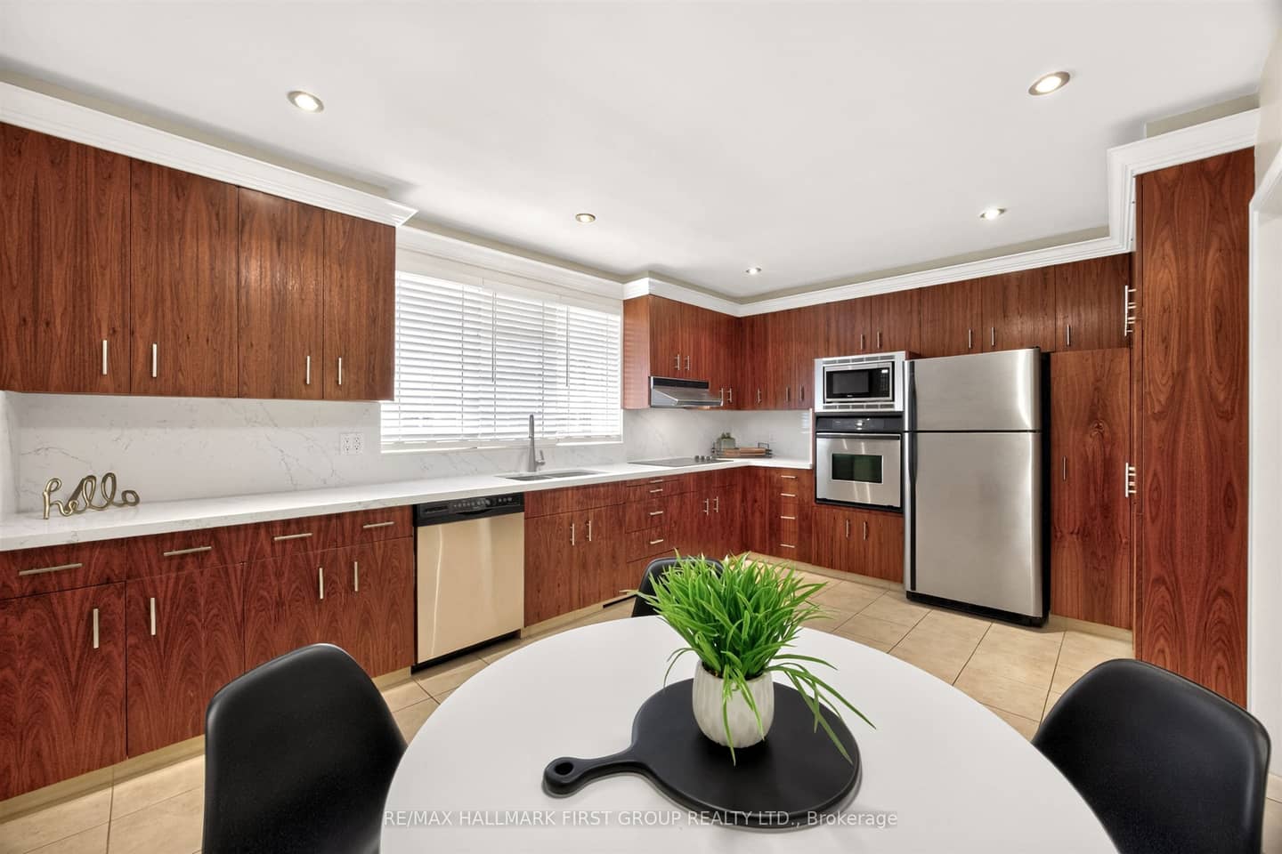 21 Ivan Road, Toronto, ON M1C 1V1