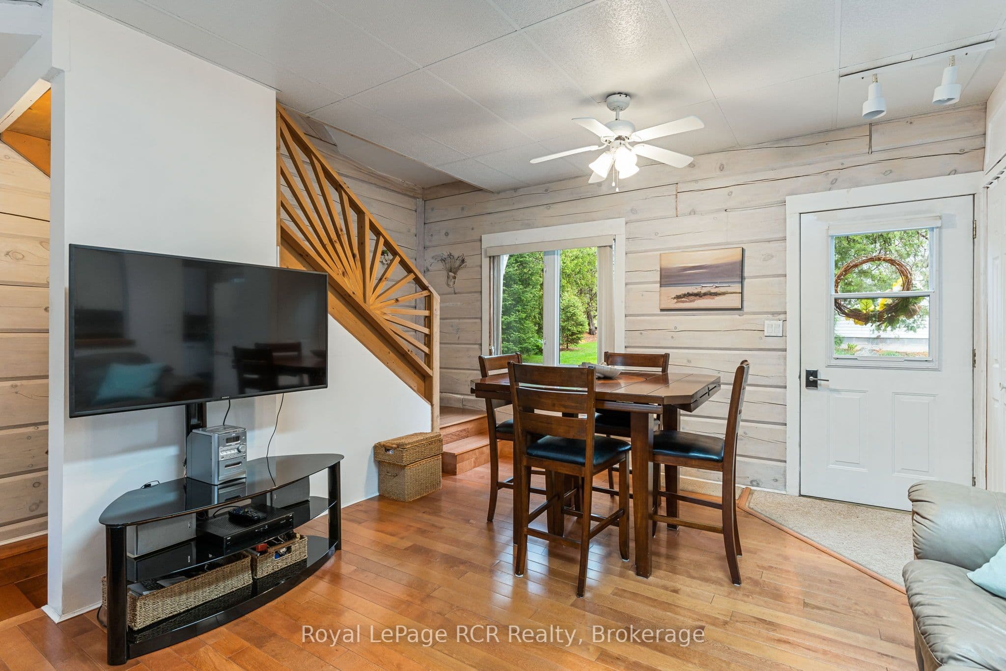 183 Lakeshore Road, Georgian Bluffs, ON N0H 2T0