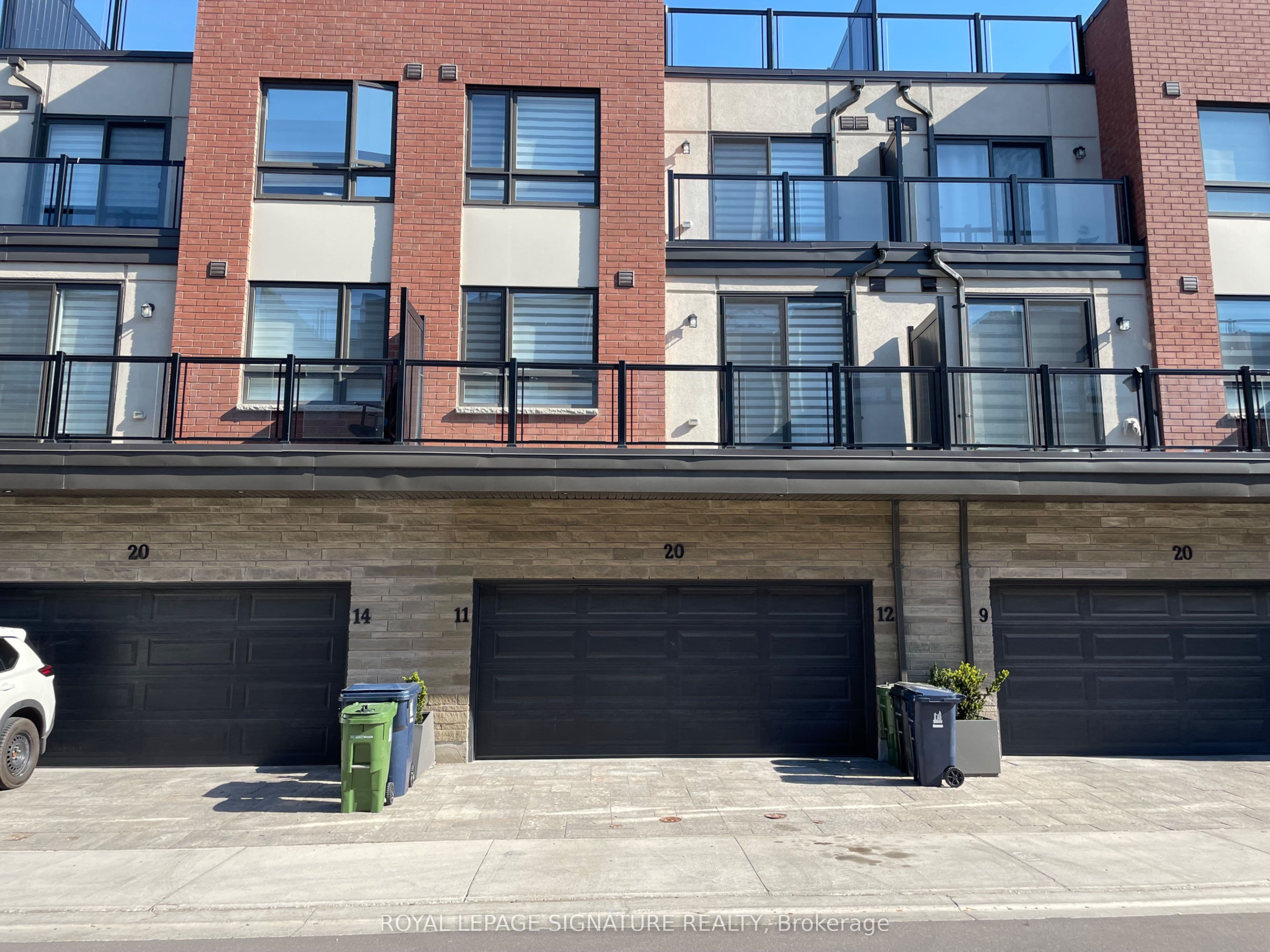 20 WoodStream Drive 11, Toronto, ON M9W 0G1