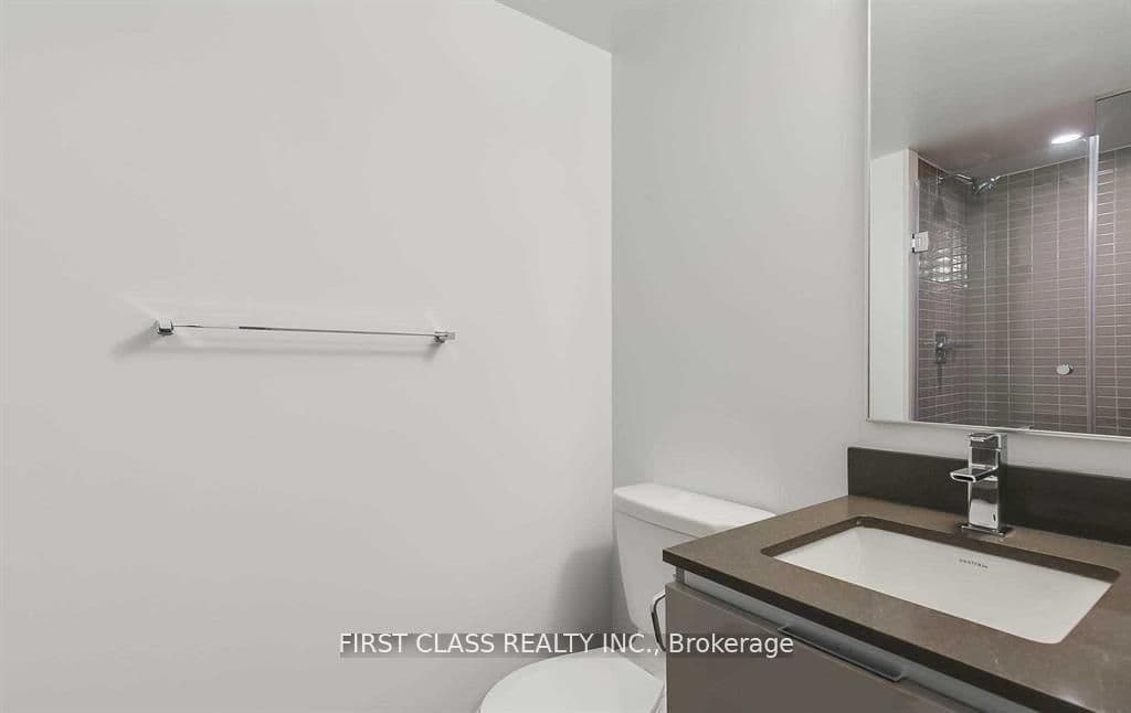 200 Bloor Street W 1405, Toronto, ON M5S 0B1