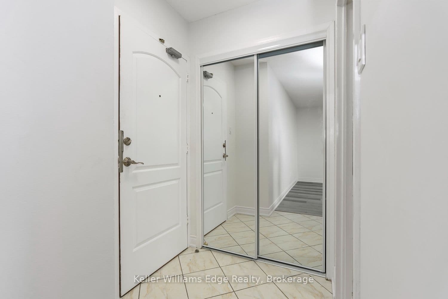 3145 Queen Frederica Drive 608, Mississauga, ON L4Y 3A7