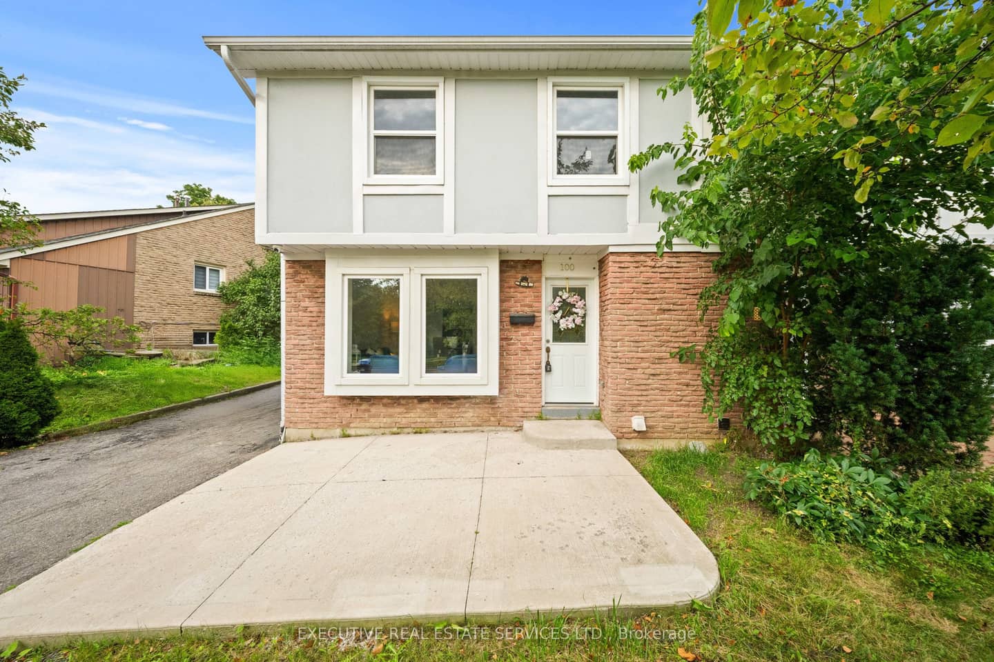 100 Centre Street N, Brampton, ON L6V 2Z3