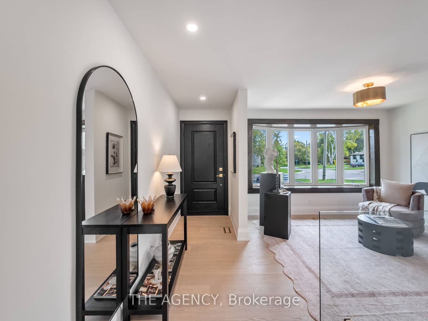 26 Webster Drive, Aurora, ON L4G 2A5