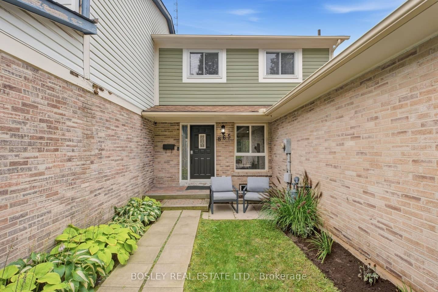 865 Gentry Crescent, Oshawa, ON L1K 1L6