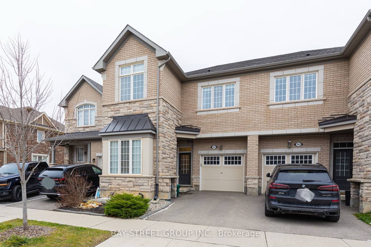 164 Beaveridge Avenue, Oakville, ON L6H 0M6