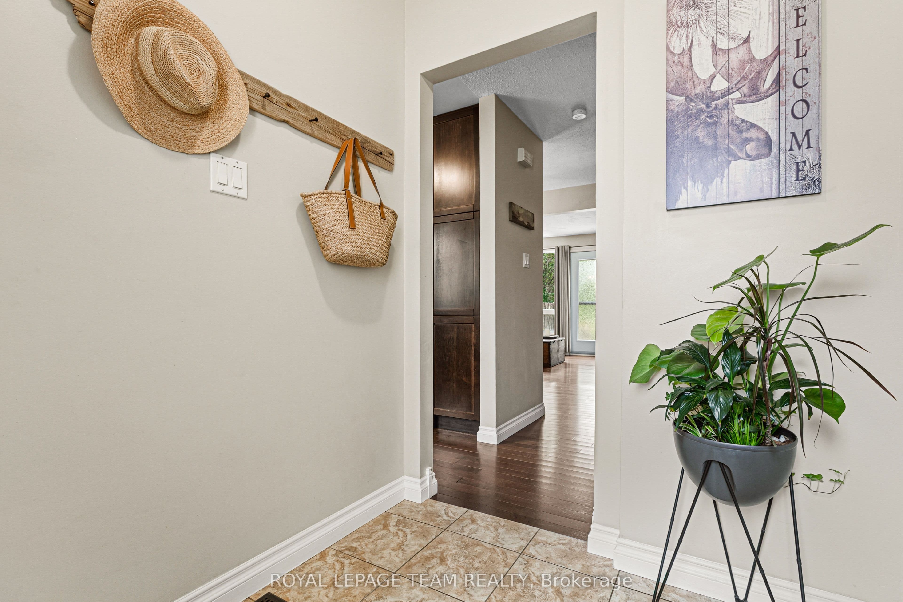 82 McClintock Way 68, Kanata, ON K2L 2A2