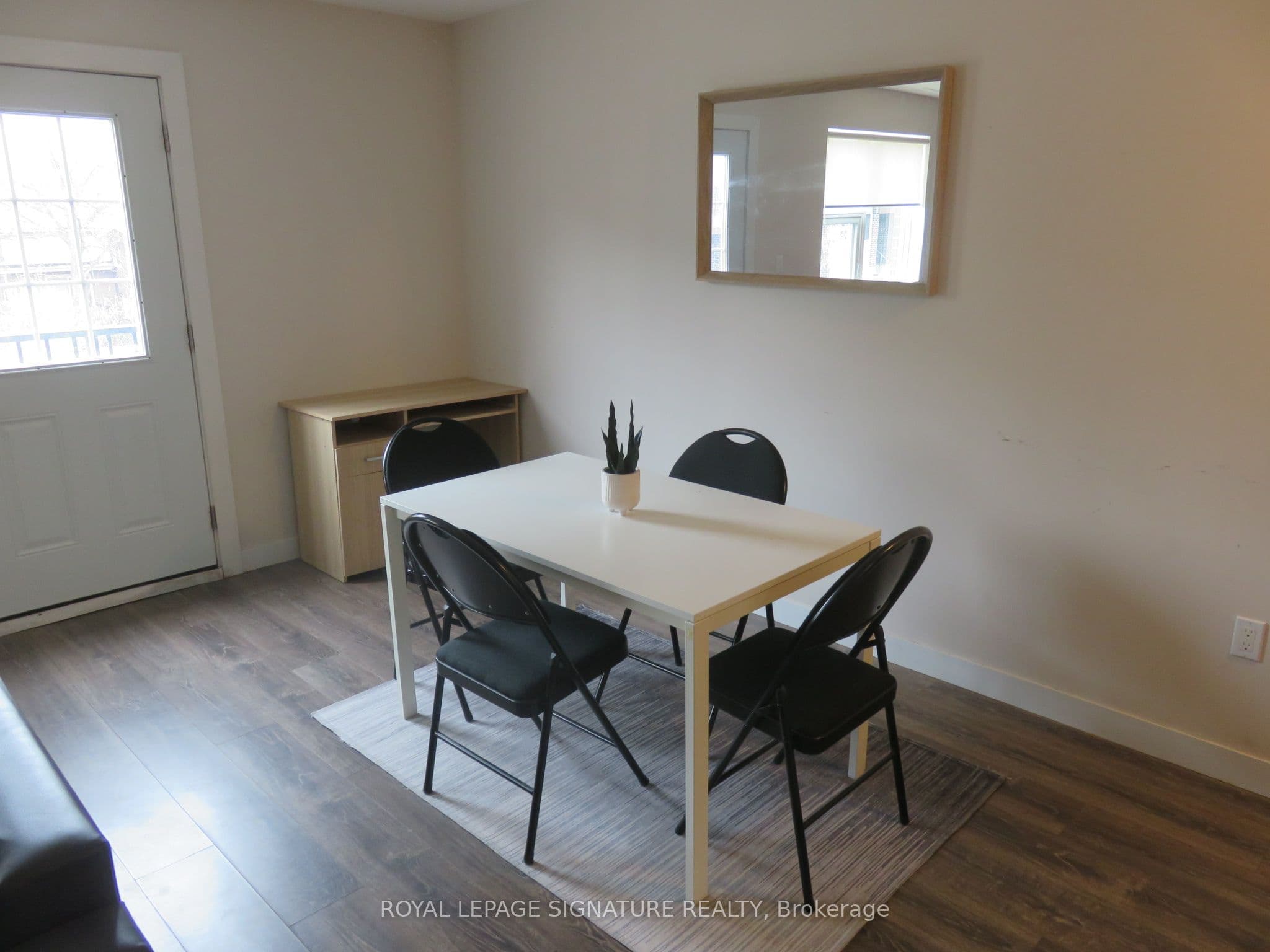 288 Albert Street 216, Waterloo, ON N2L 3T8