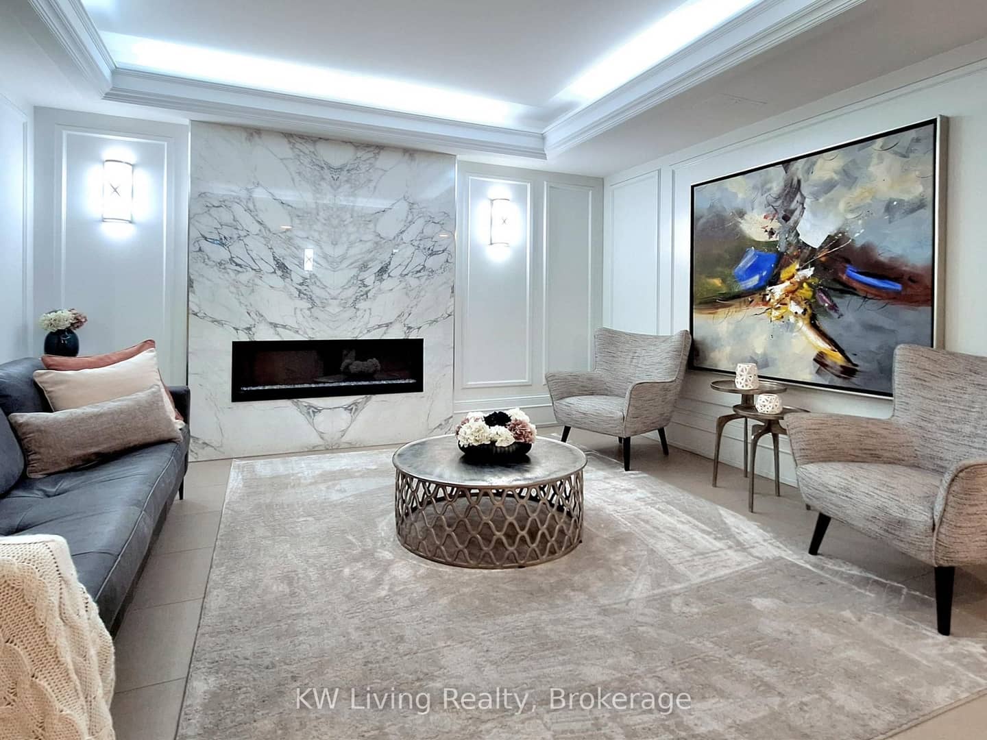 309 Major Mackenzie Drive 909, Richmond Hill, ON L4C 9V5