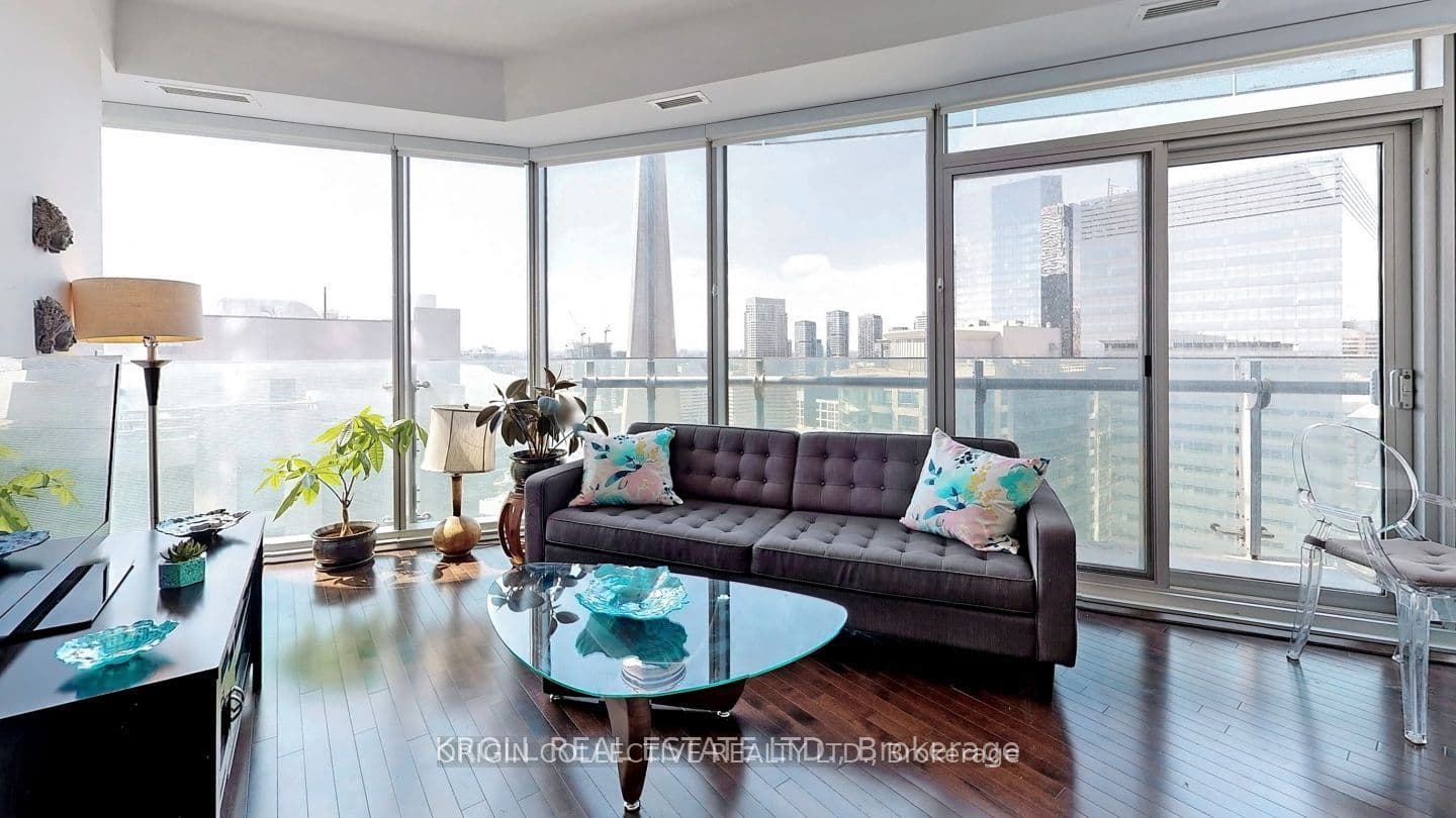 12 York Street 3107, Toronto, ON M5J 0A9