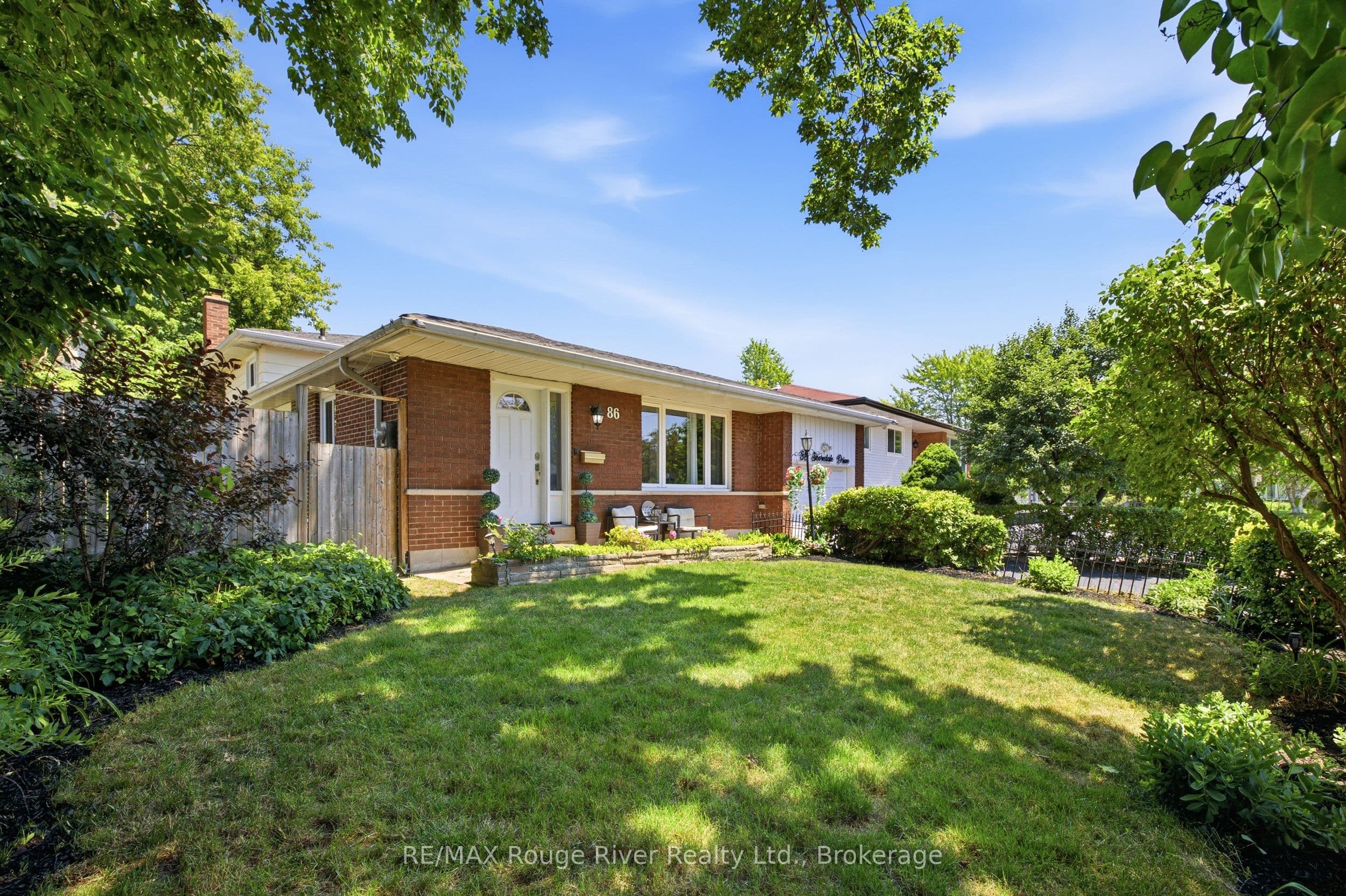 86 Shoredale Drive, Toronto, ON M1G 3S9