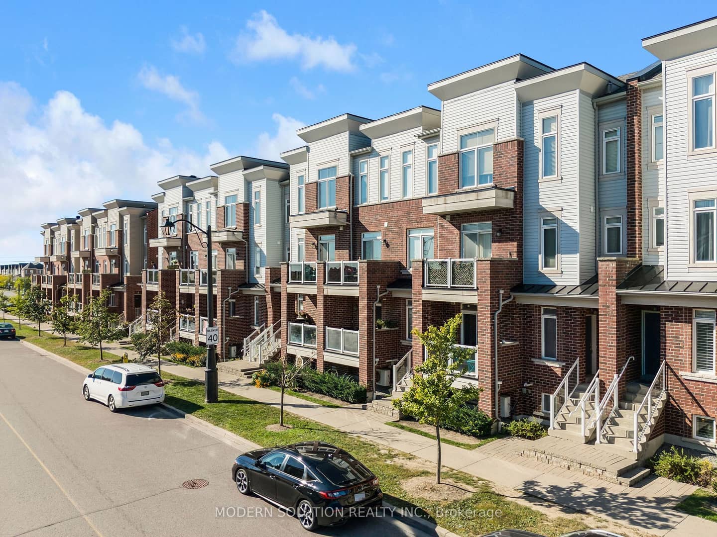 2584 William Jackson Drive 94, Pickering, ON L1X 0E5