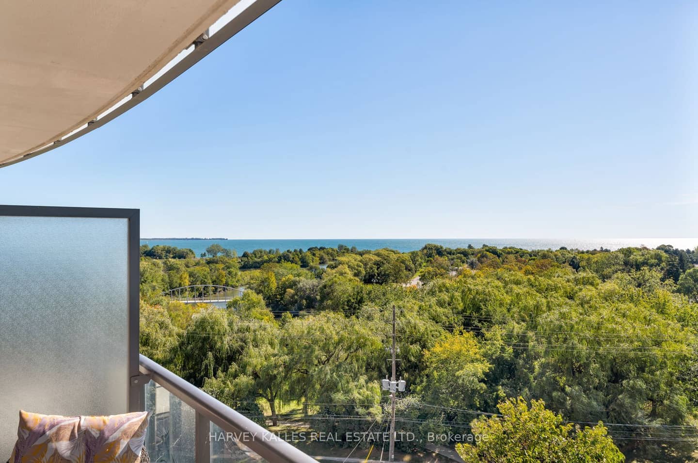 2230 Lake Shore Boulevard W 602, Toronto, ON M8V 0B2