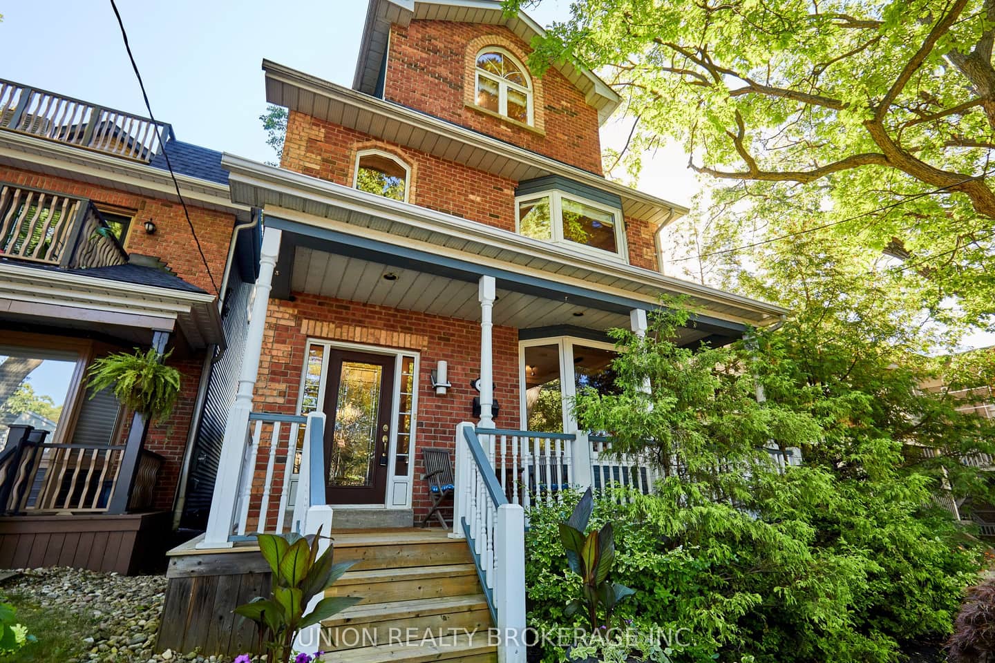 97 Beech Avenue, Toronto, ON M4E 3H5