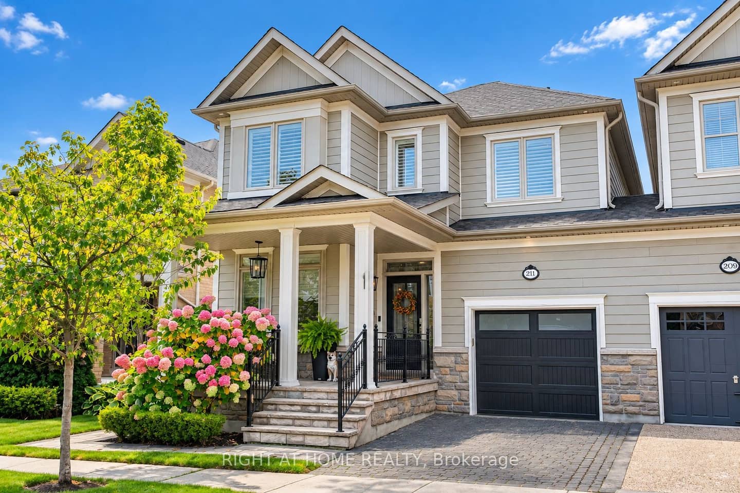 211 Holloway Terrace, Milton, ON L9T 0R8