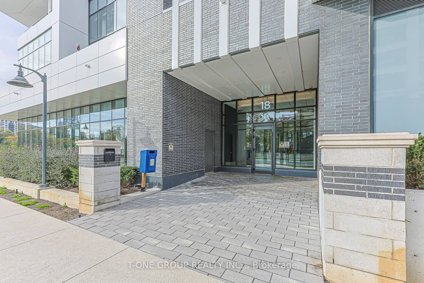 18 Water Walk Drive 2308, Markham, ON L3R 6L5