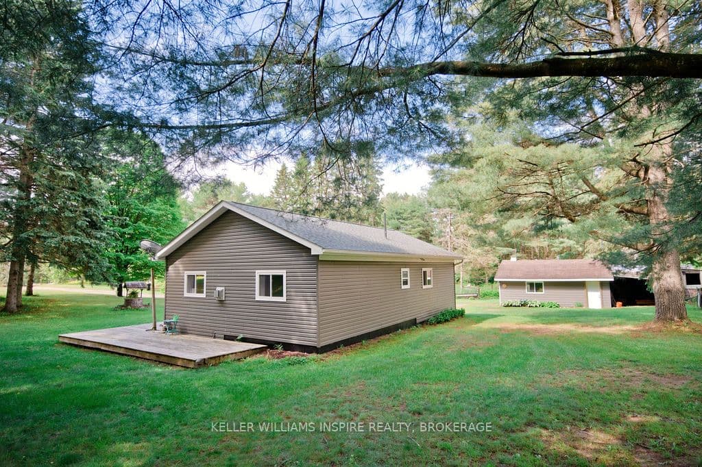 2352 Highway 518 W, McMurrich/Monteith, ON P0A 1Y0