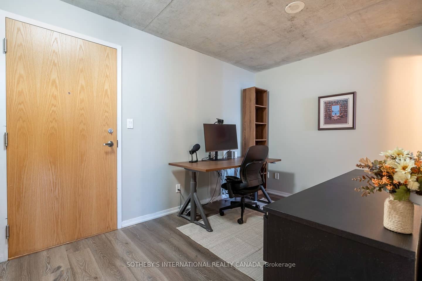 170 Sudbury Street 607, Toronto, ON M6J 0A1