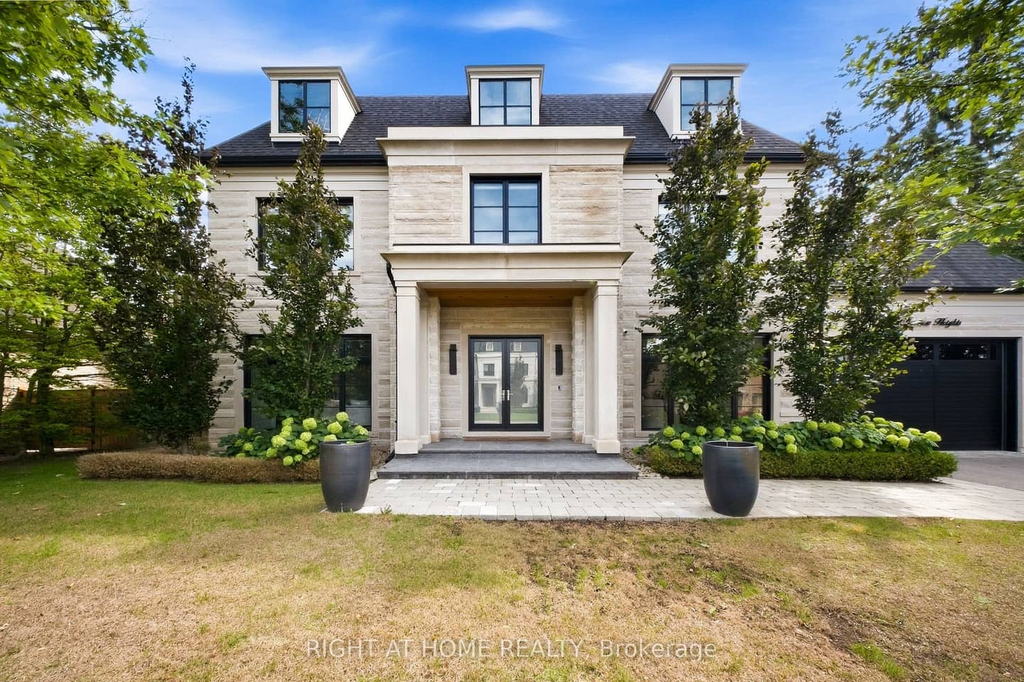 125 Clearview Heights, King, ON L7B 1H6