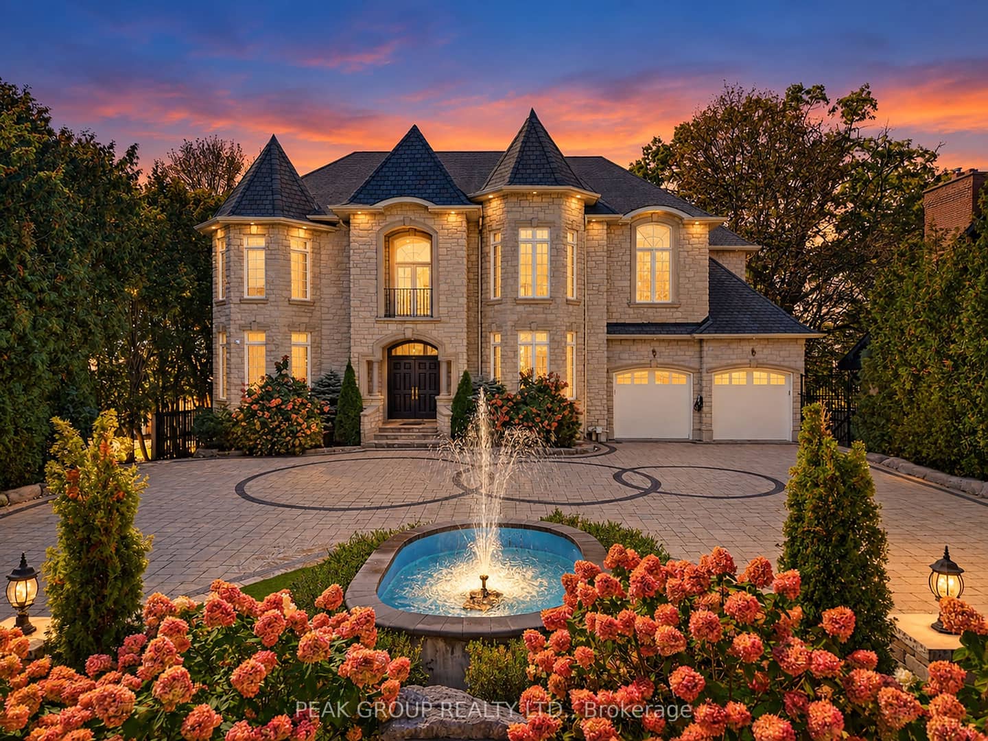 492 Rougemount Drive, Pickering, ON L1W 2B9