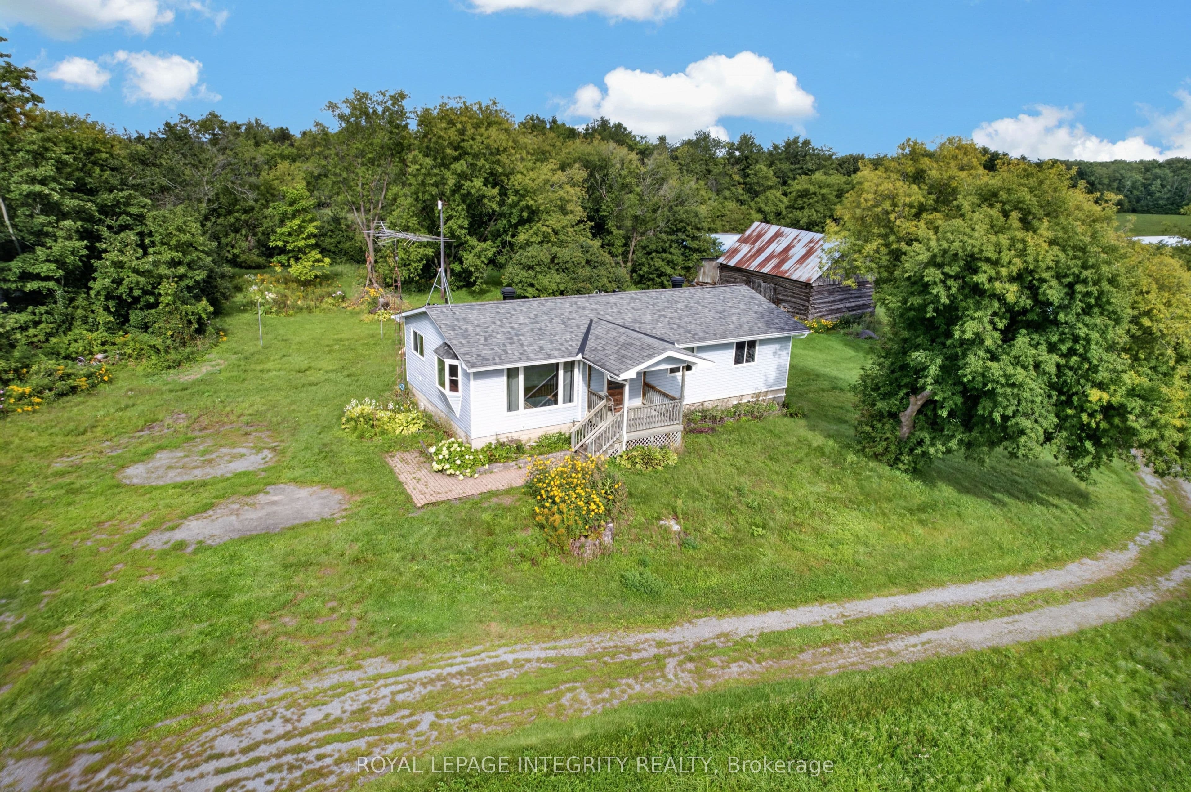 2063 Dwyer Hill Road, Stittsville - Munster - Richmond, ON K0A 1B0
