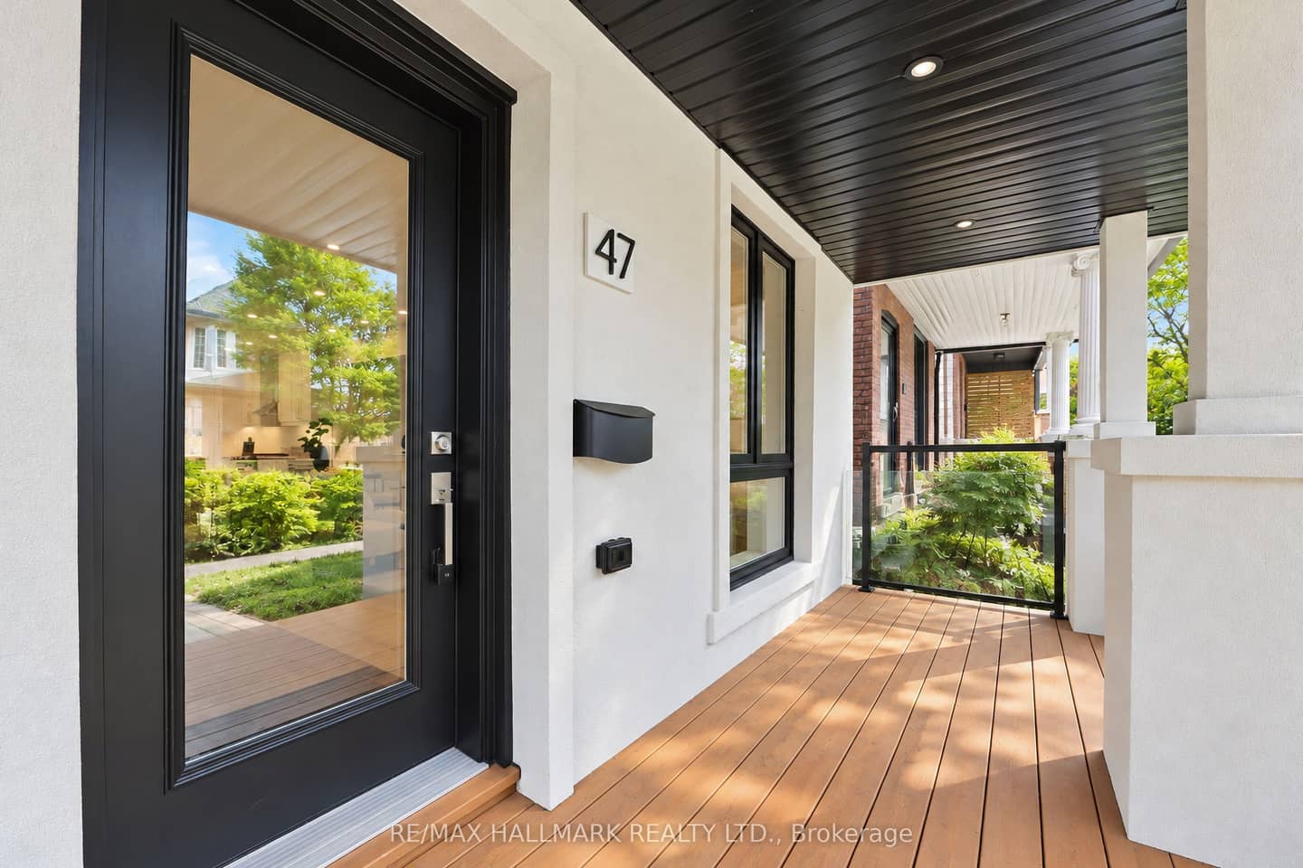 47 Harcourt Avenue, Toronto, ON M4J 1J3
