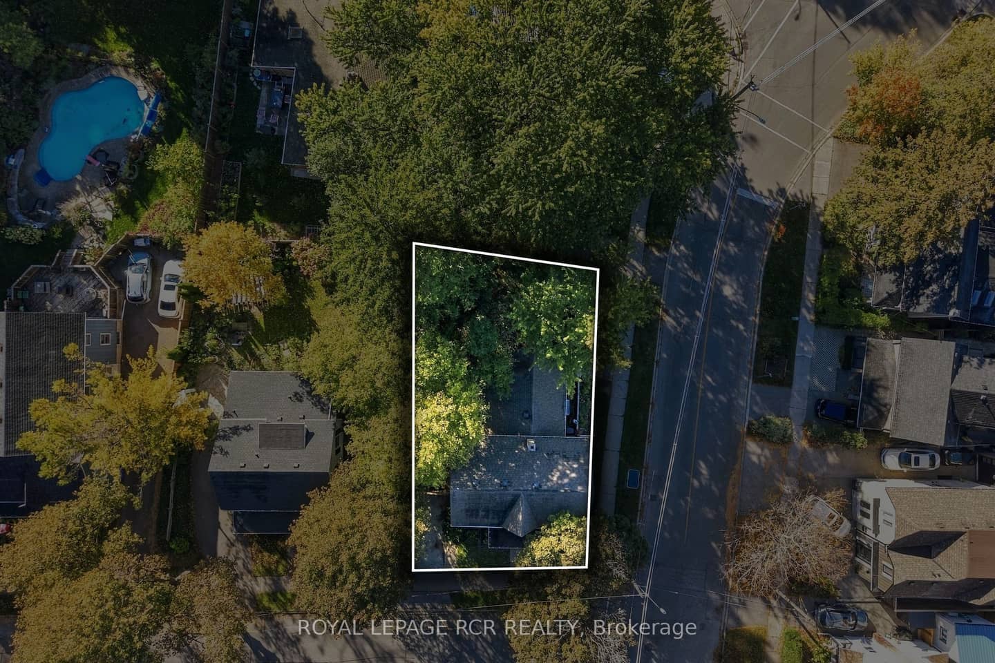 35 Metcalfe Street, Aurora, ON L4G 1E5