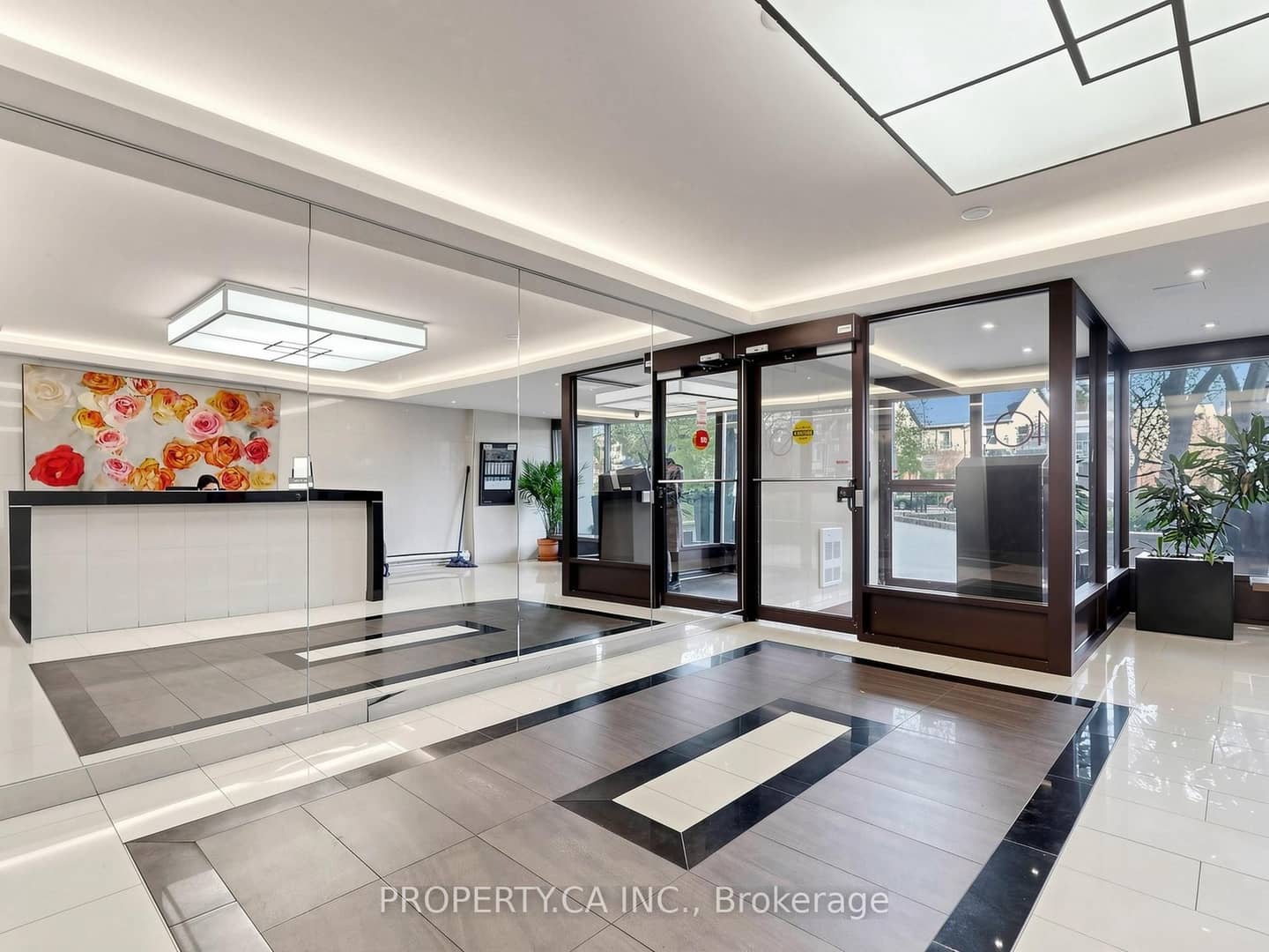 40 Homewood Avenue 316, Toronto, ON M4Y 2K2