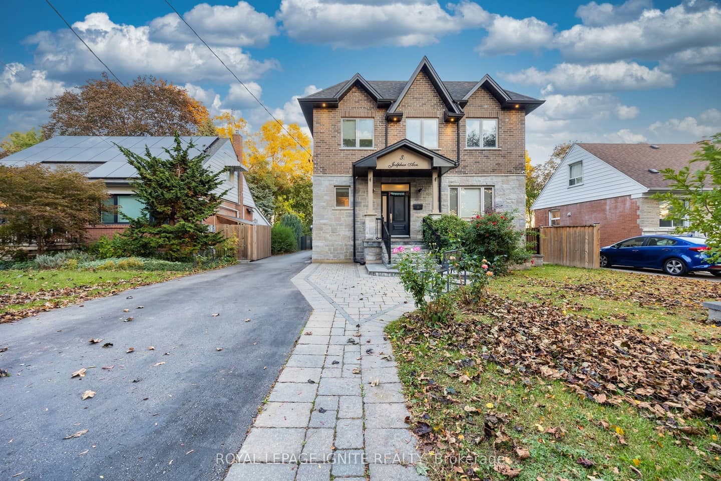 31 Jodphur Avenue, Toronto, ON M9M 2J3