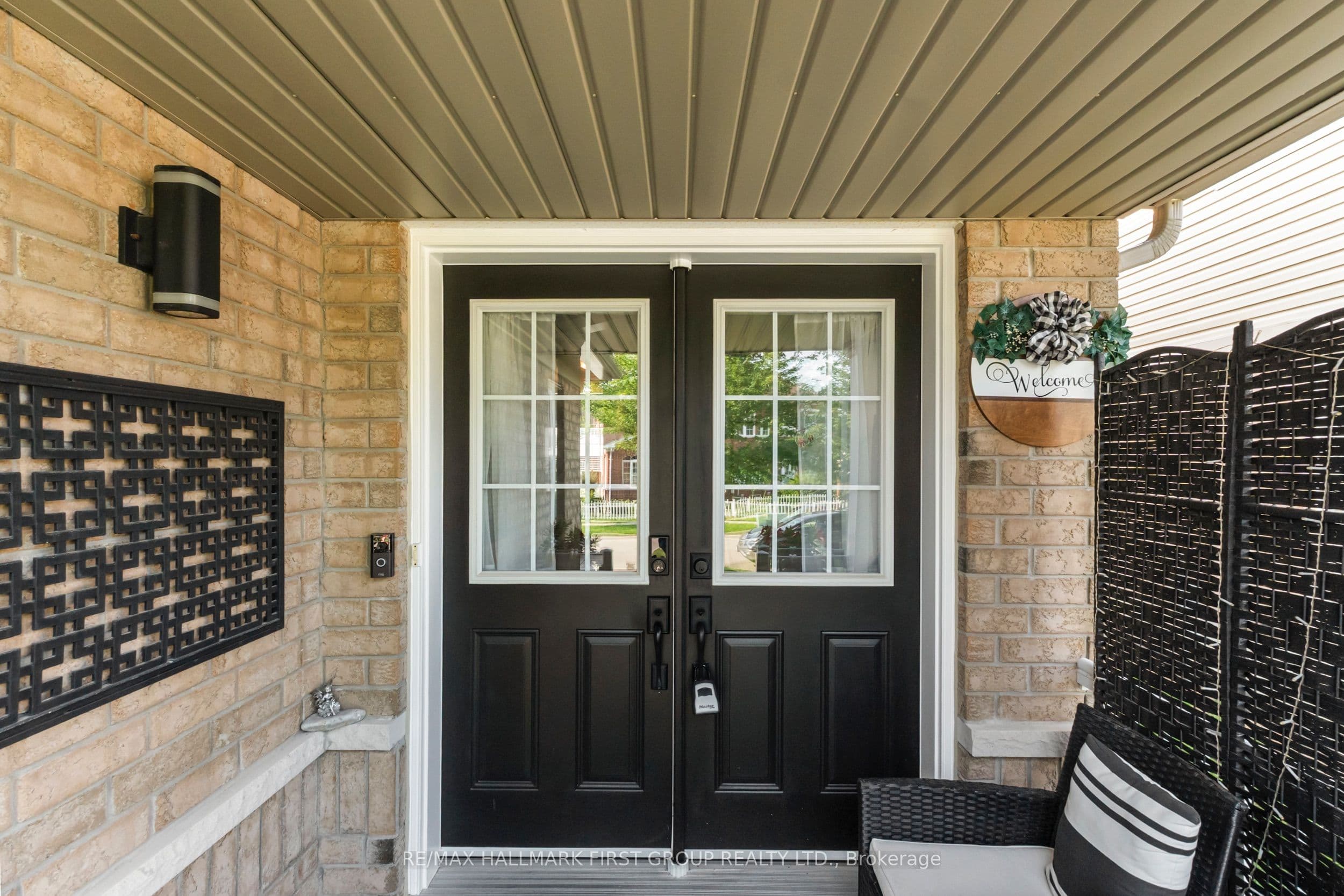 96 Redfern Crescent, Clarington, ON L1C 0K1