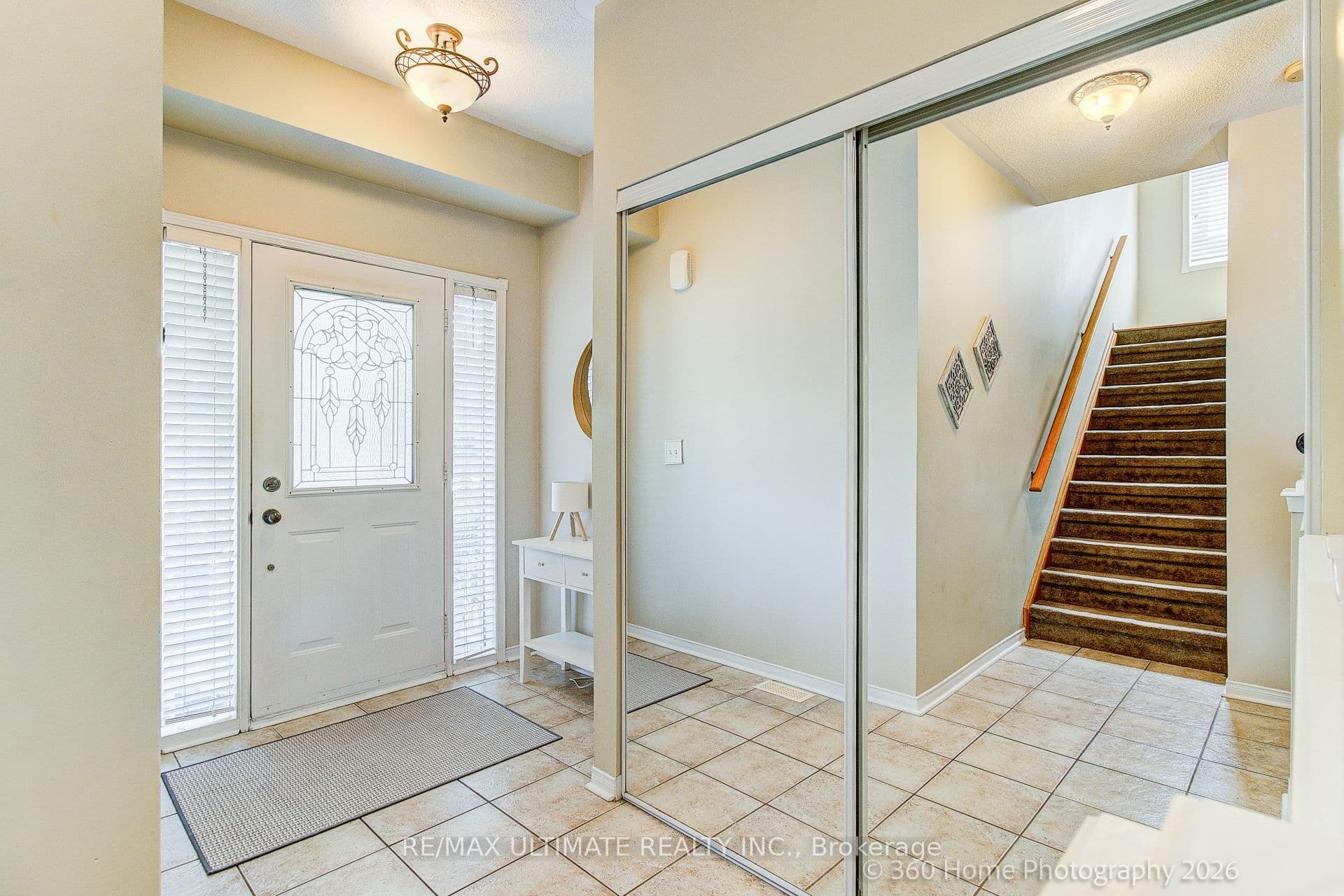53 Wilshire Drive, Whitby, ON L1M 2H2