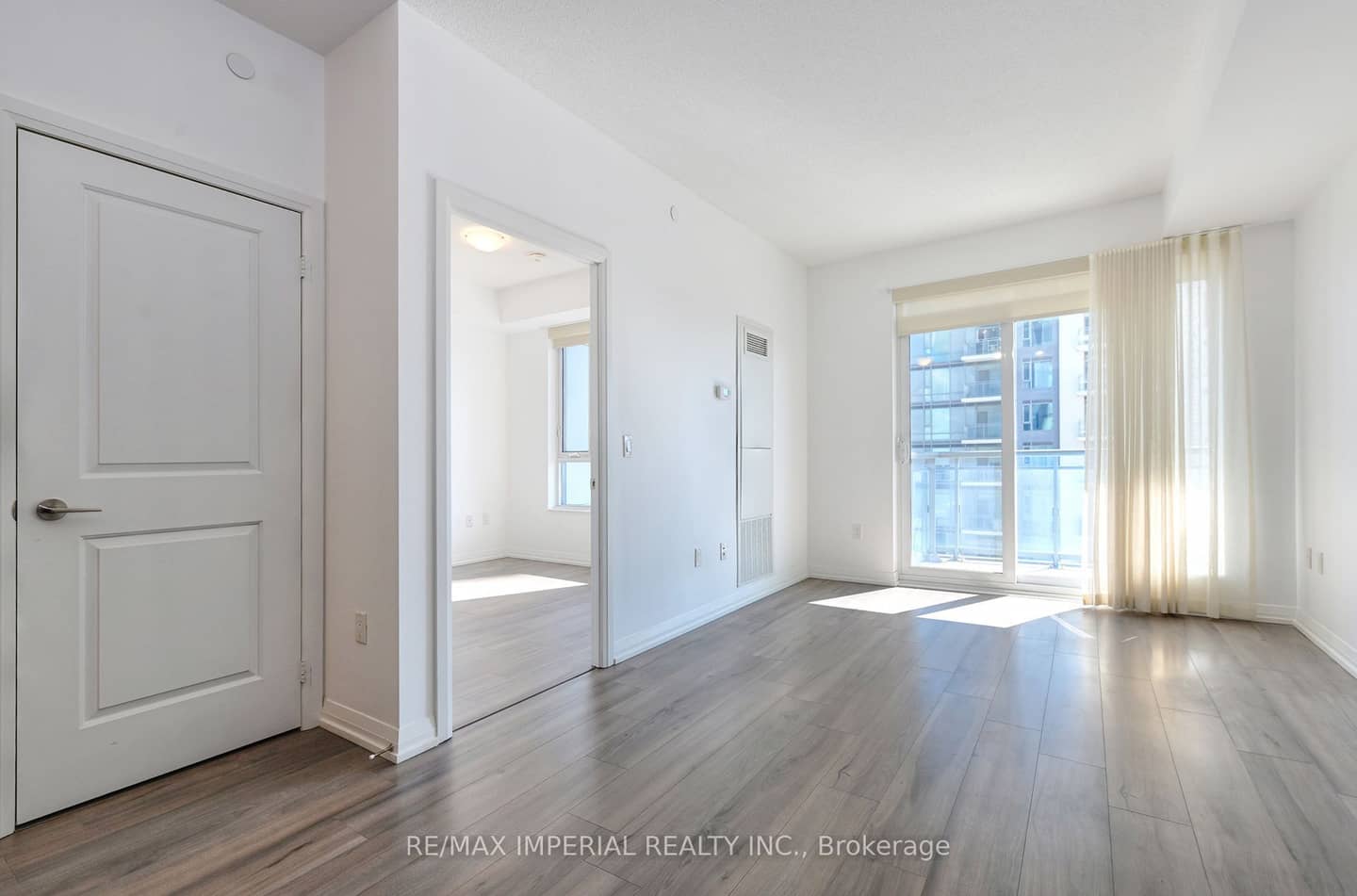50 Ann O'reilly Road 1306, Toronto, ON M2J 0C9