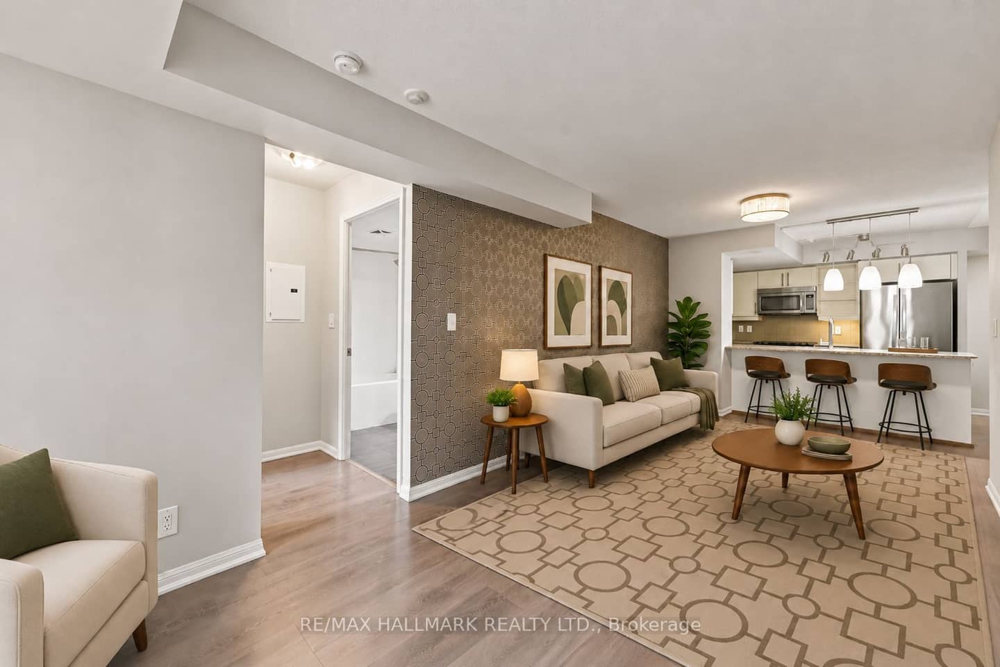 35 Bastion Street 706, Toronto, ON M5V 0C2