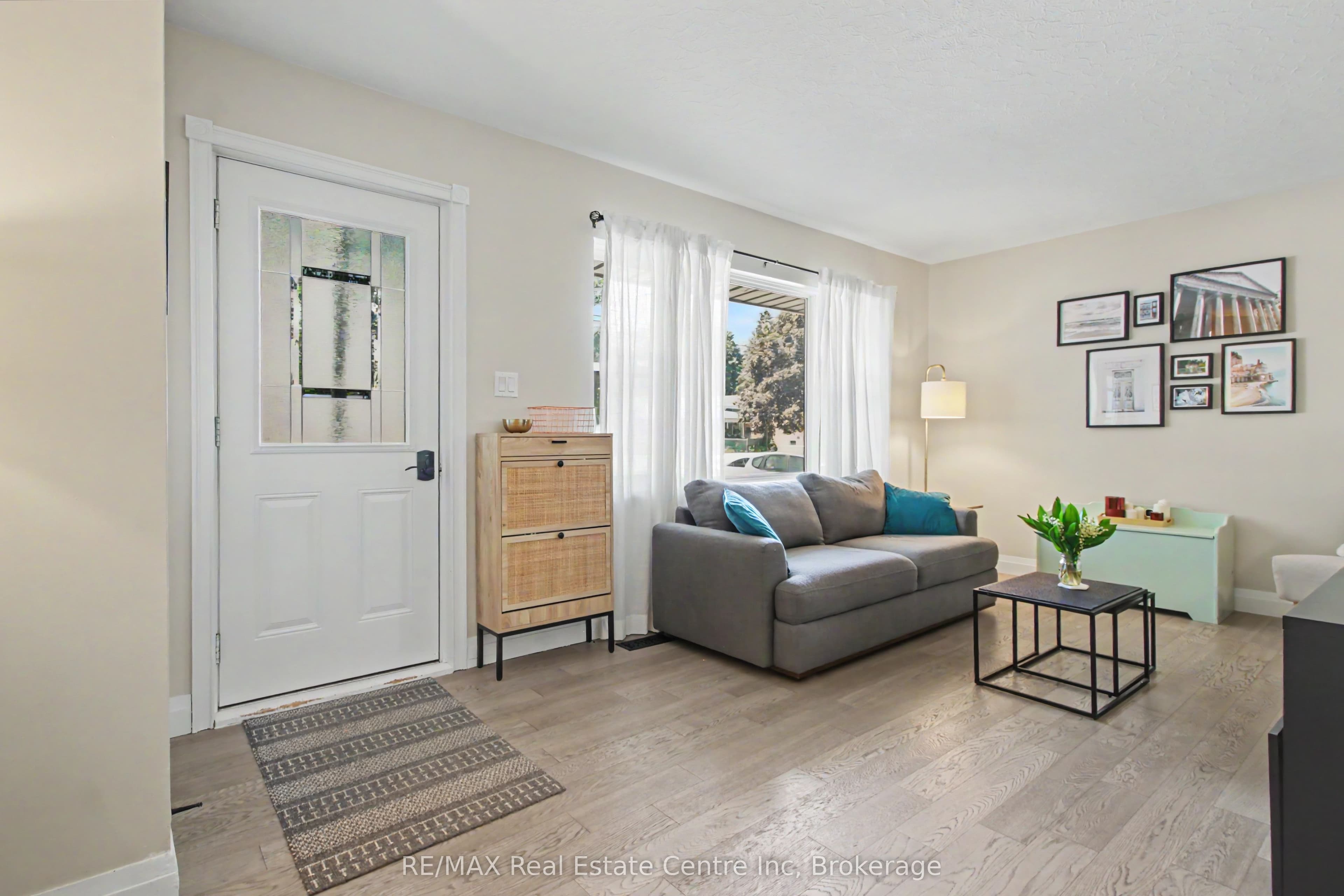 57 Vancouver Drive, Guelph, ON N1E 2G1