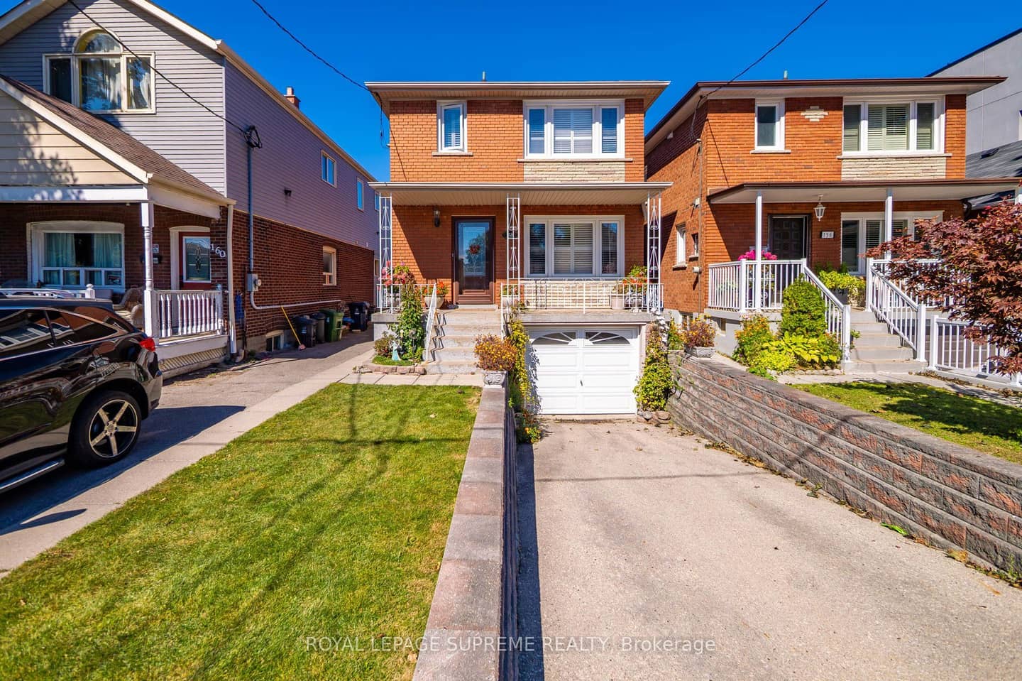 158 Aileen Avenue, Toronto, ON M6M 1G2