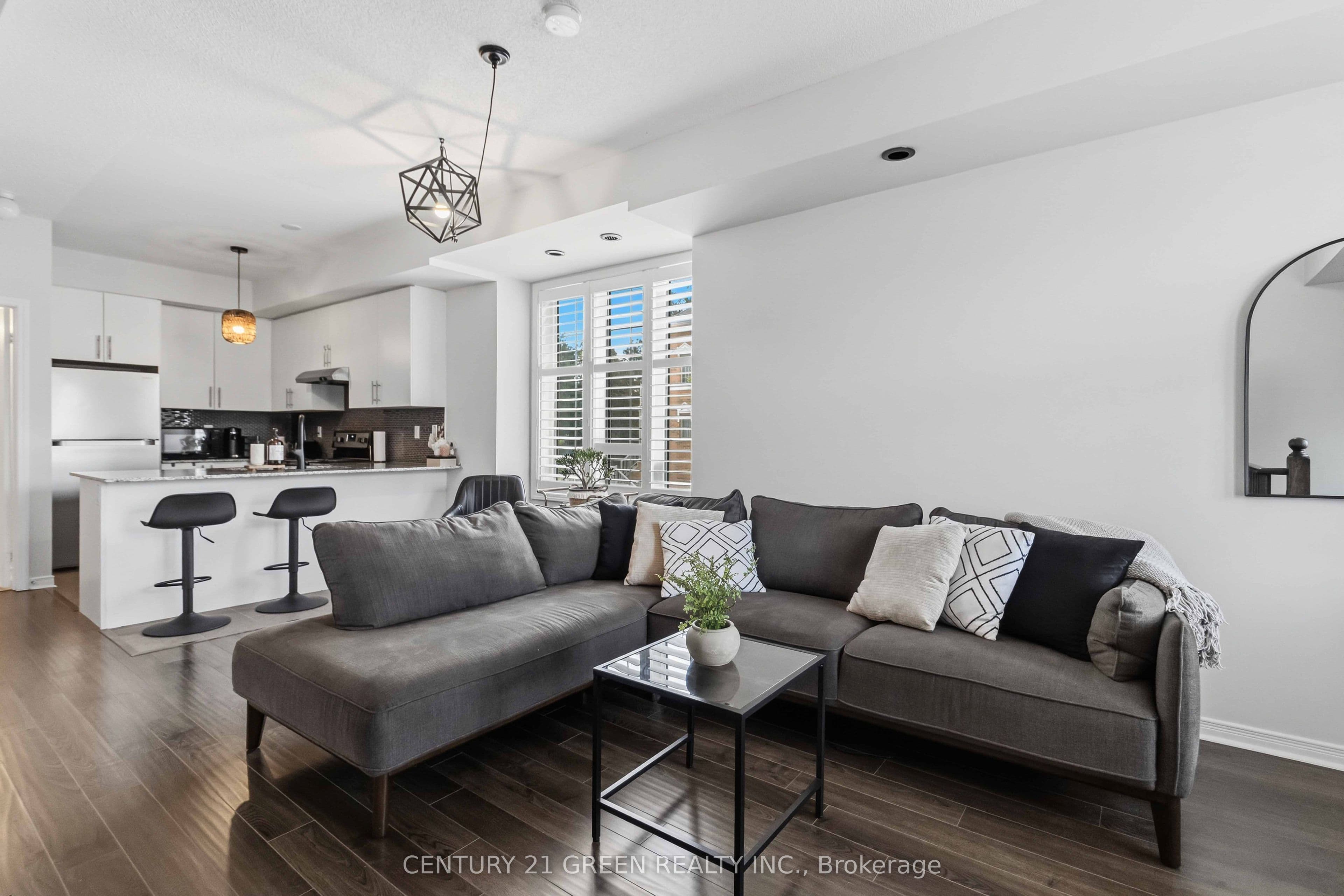180 Howden Boulevard 43, Brampton, ON L6S 5J2